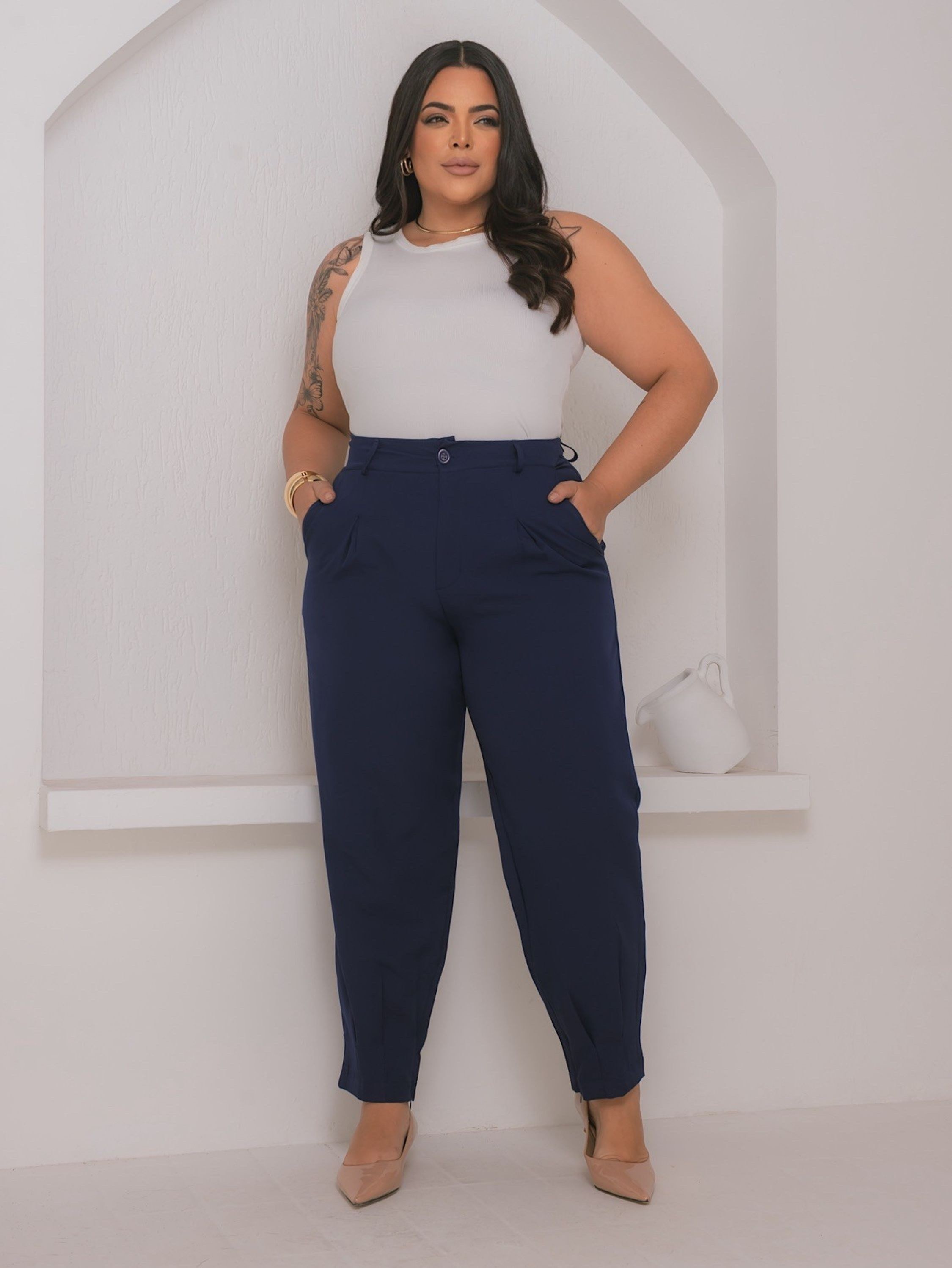 Calça Cenoura Plus Size Alfaiataria XY-481