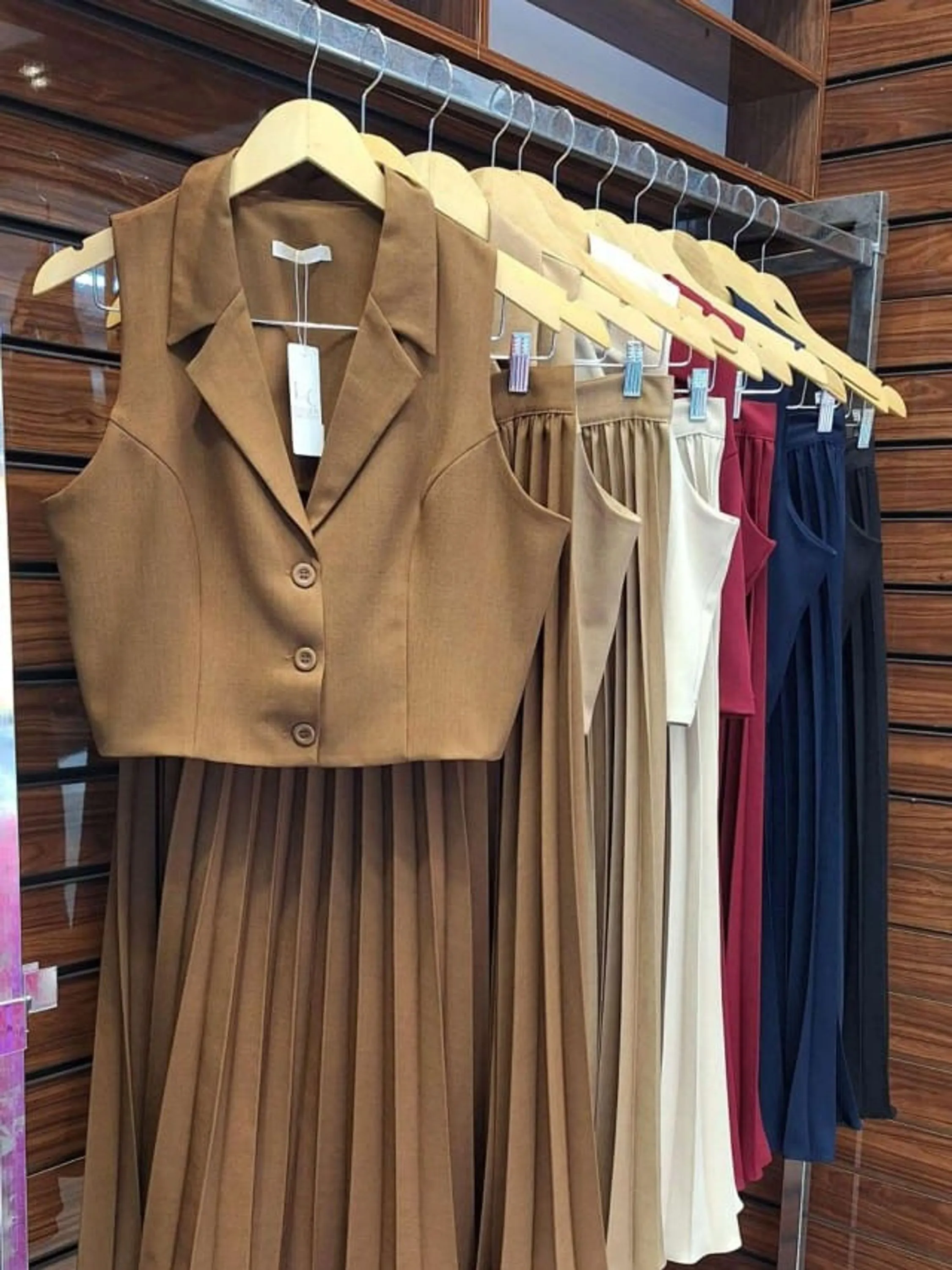 Conjunto Alfaiataria colete e saía