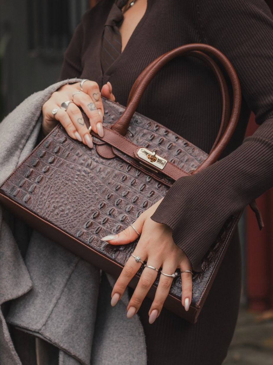 Bolsa em couro croco 11250369