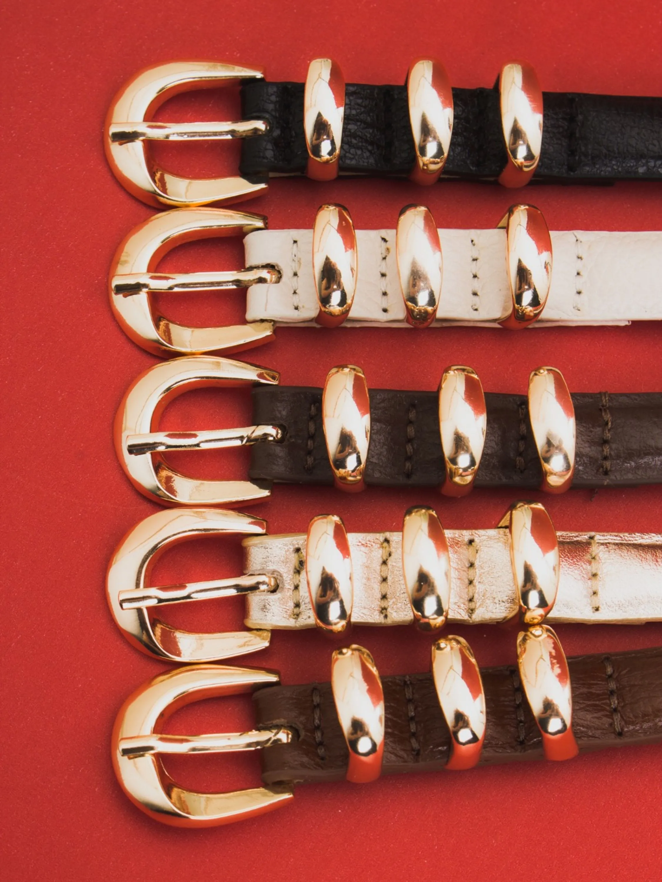 Cinto em couro com três passantes 21153901