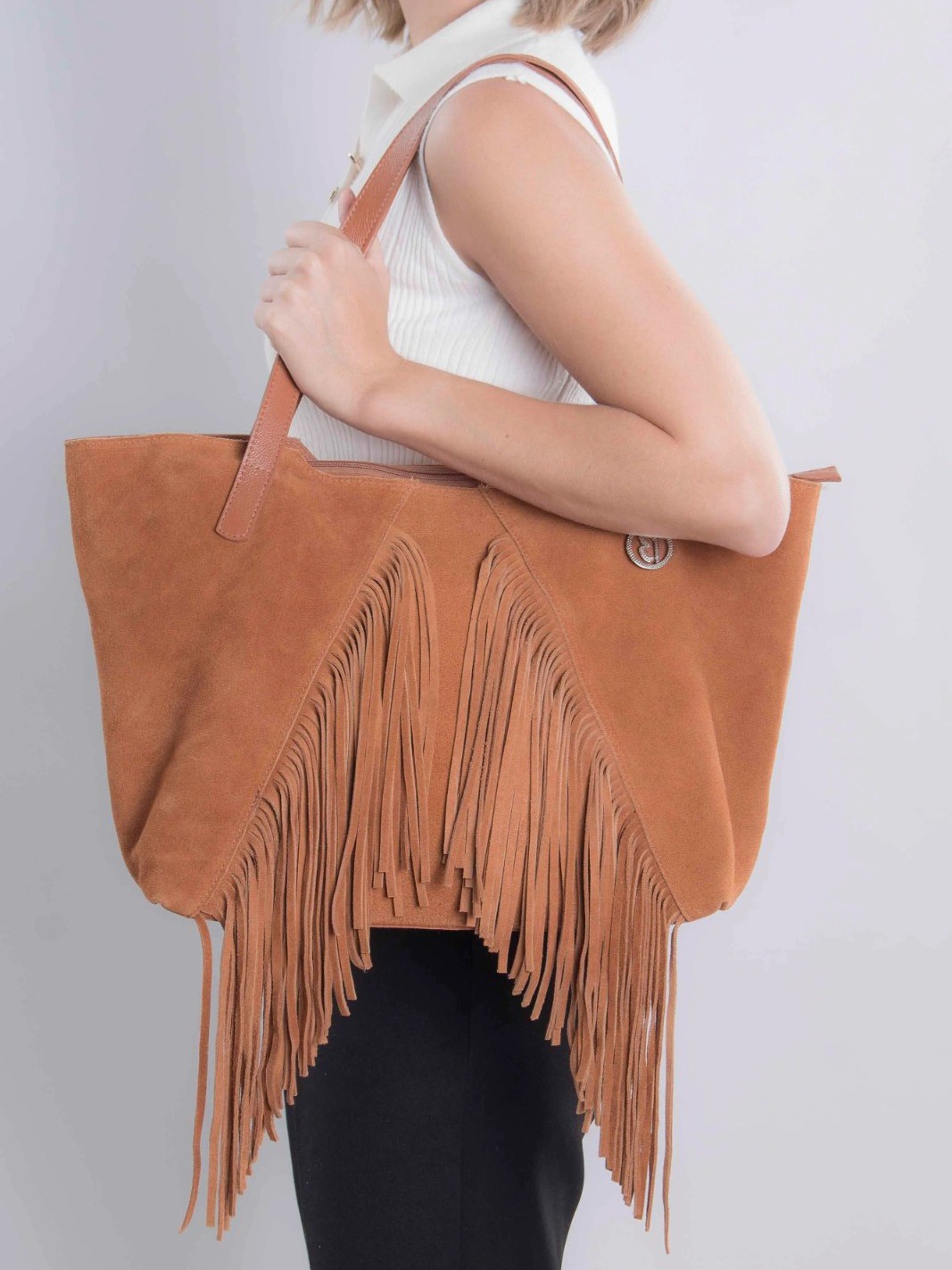 Bolsa boho em couro camurça com franjas 10250249