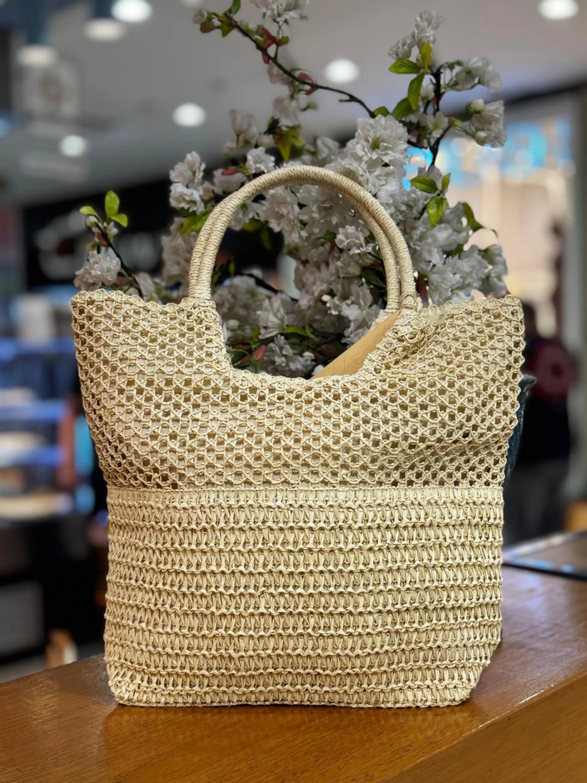 Bolsa em palha estruturada 10857908