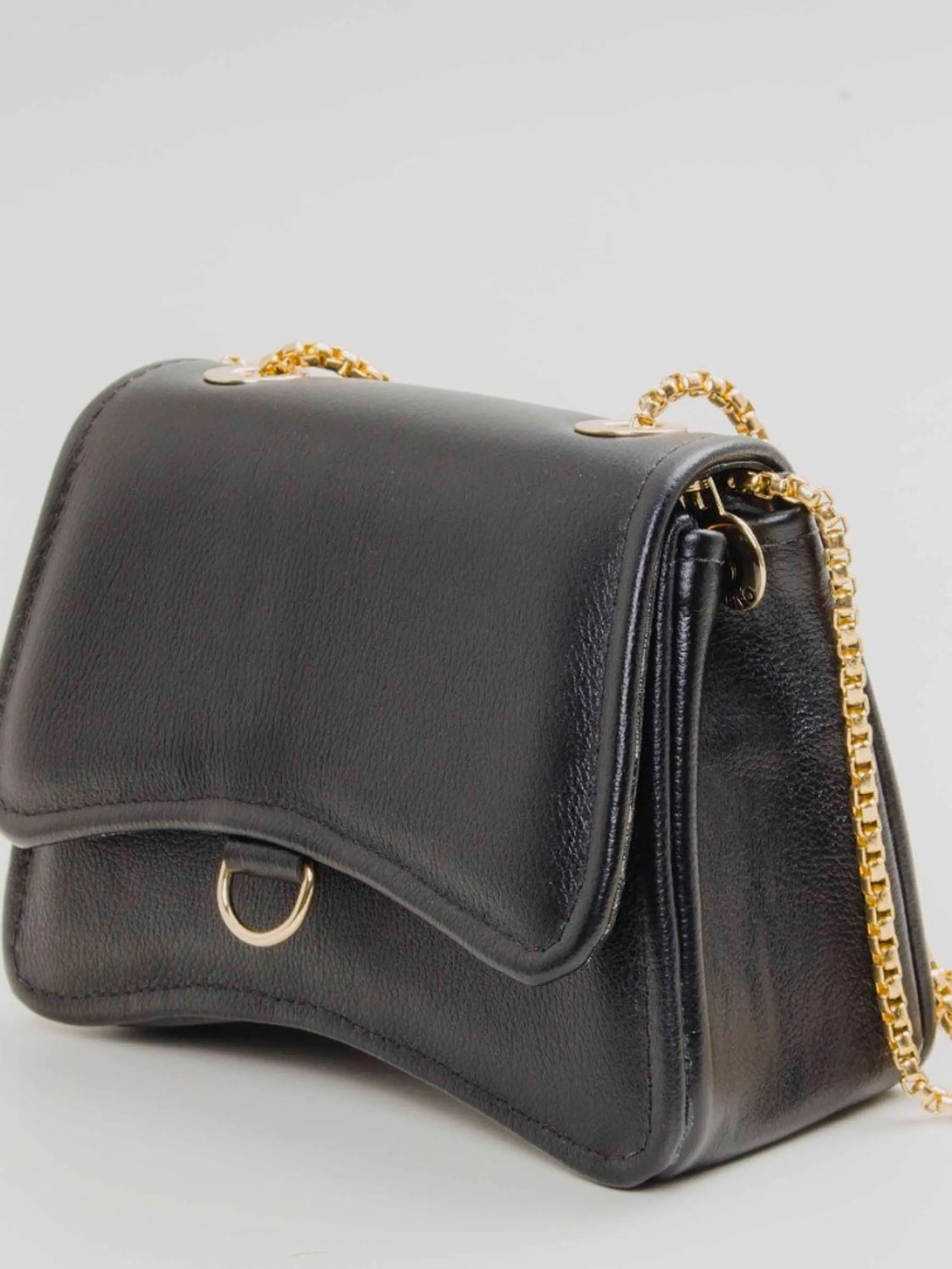 Bolsa transversal em couro 10759997