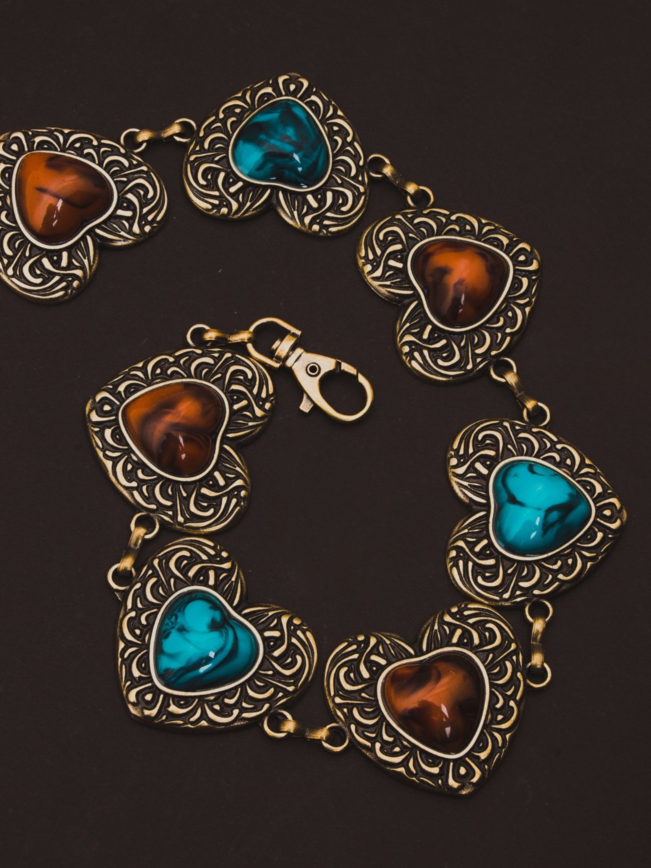 Cinto corrente boho com detalhes em coração 20457996