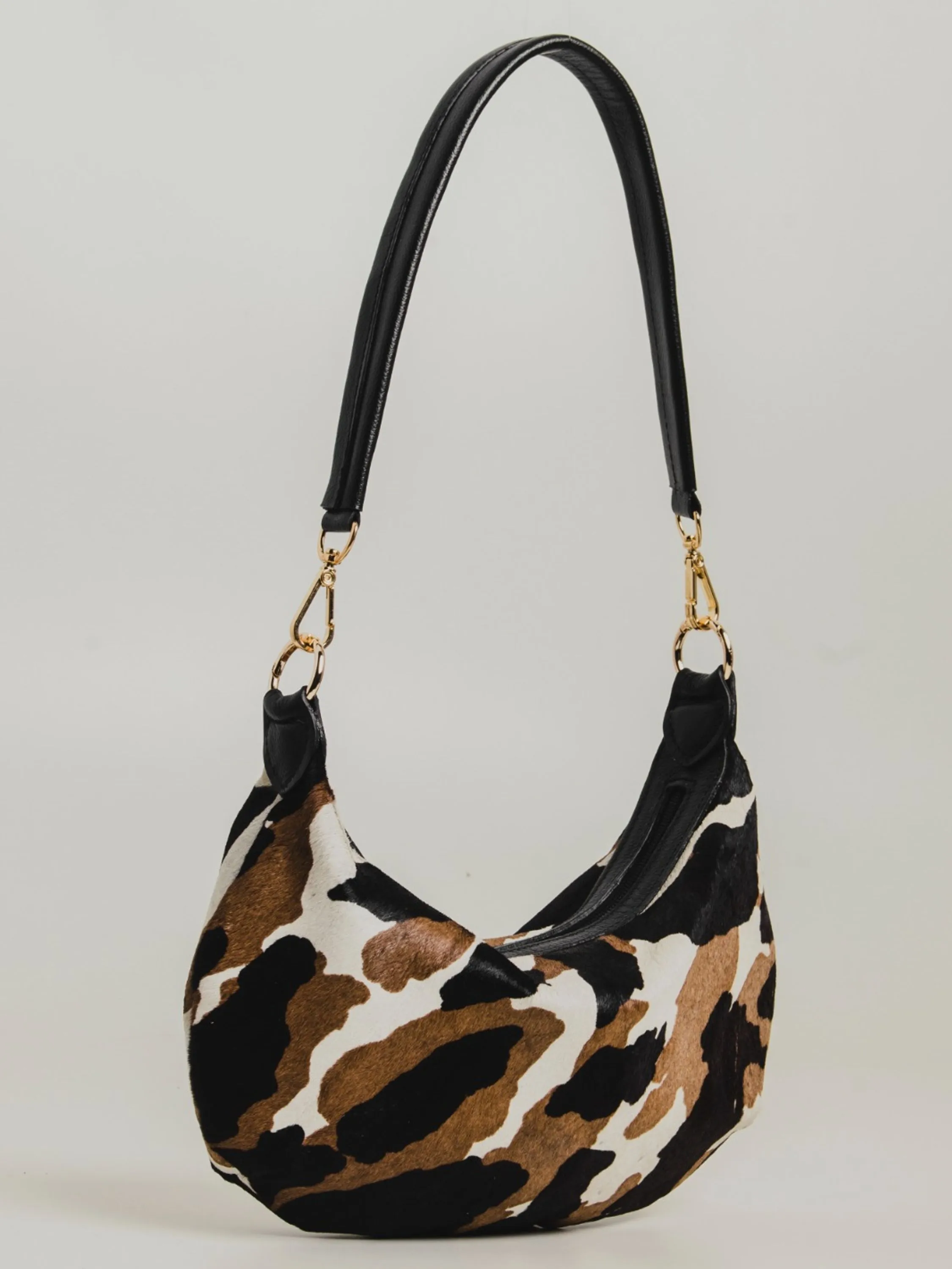 Bolsa baguete em couro com estampa animal print 10450258