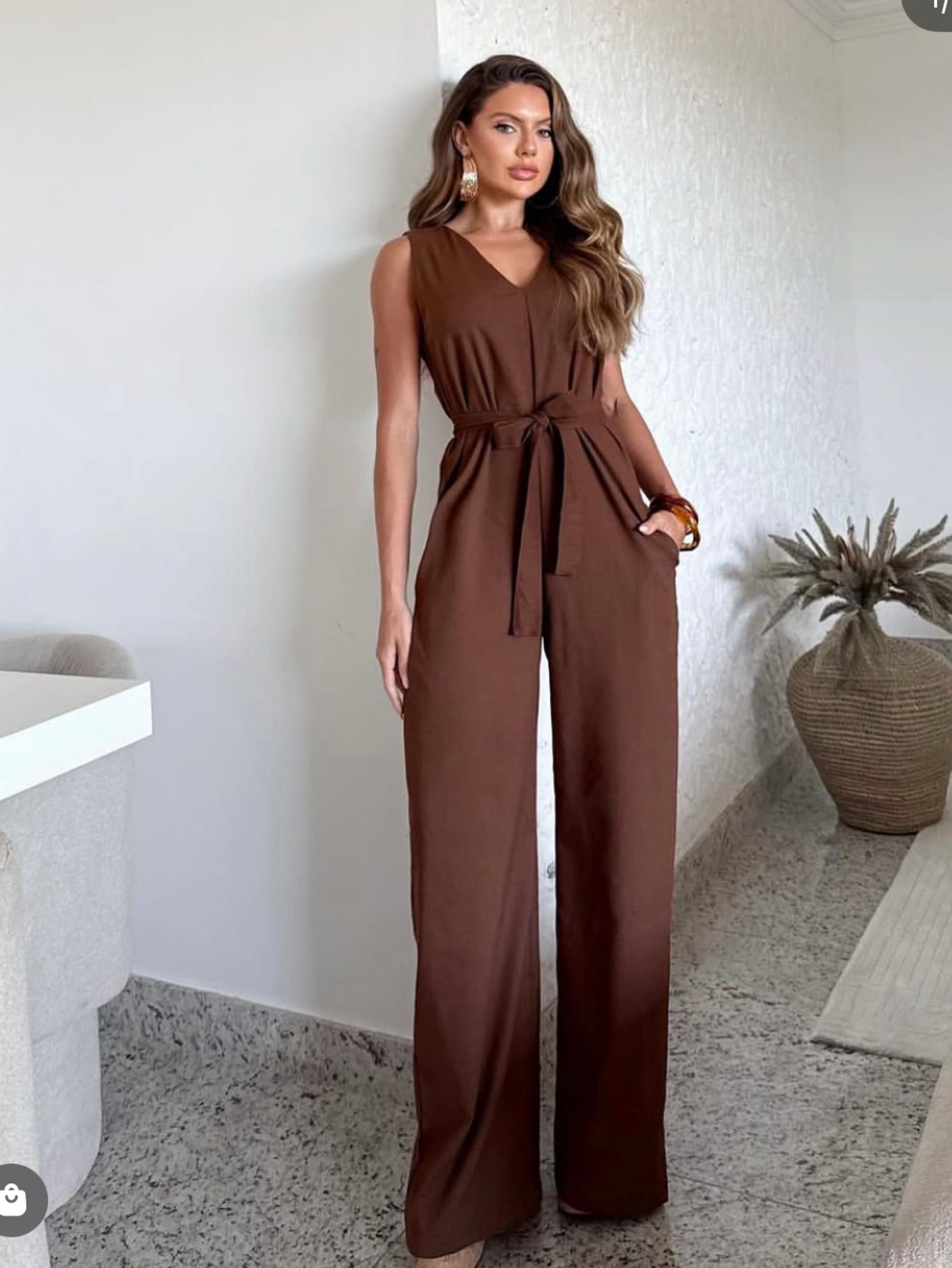 Macacão frente unica longo tecido marrante