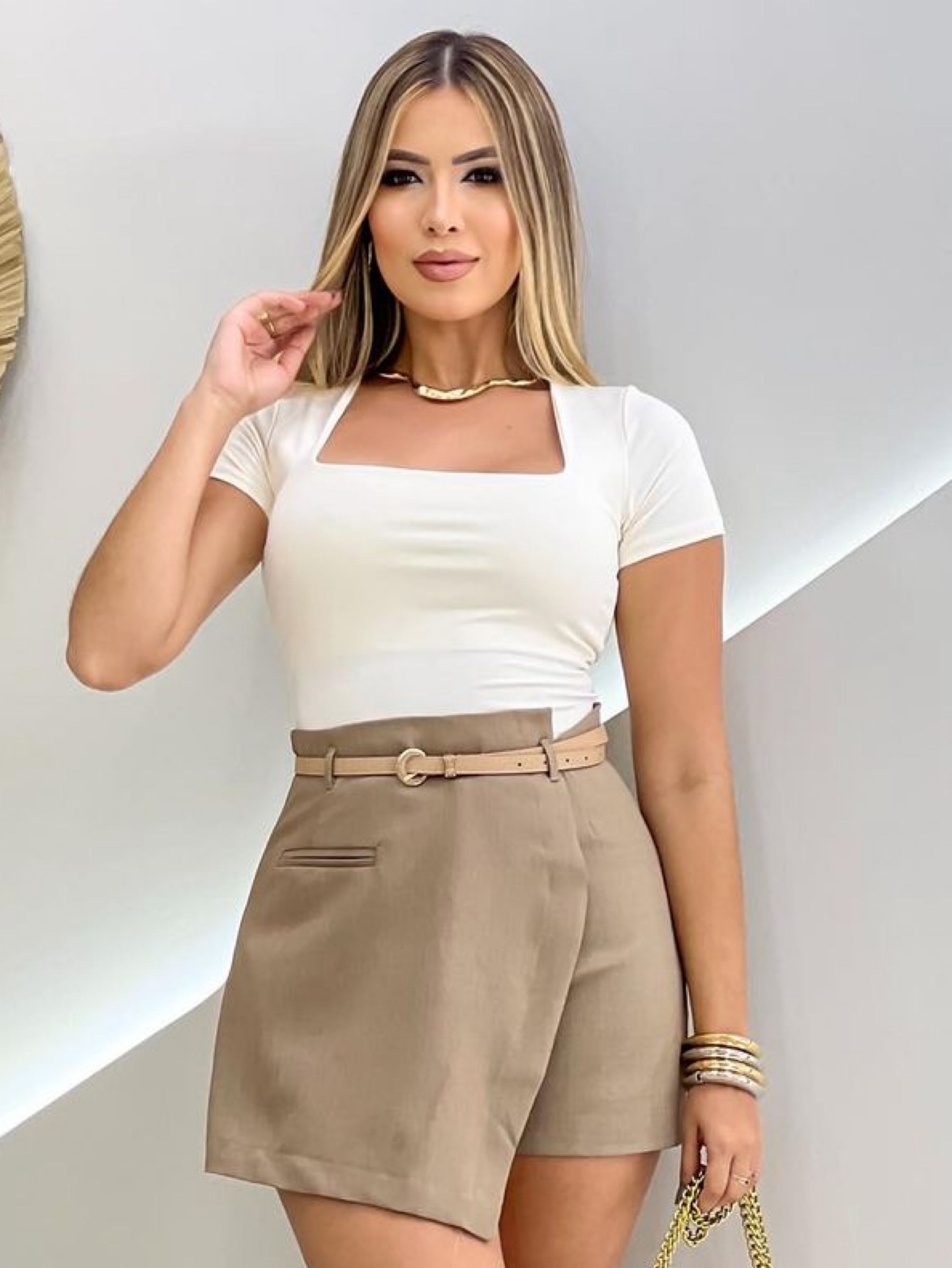 Blusa Body quadrado com manga