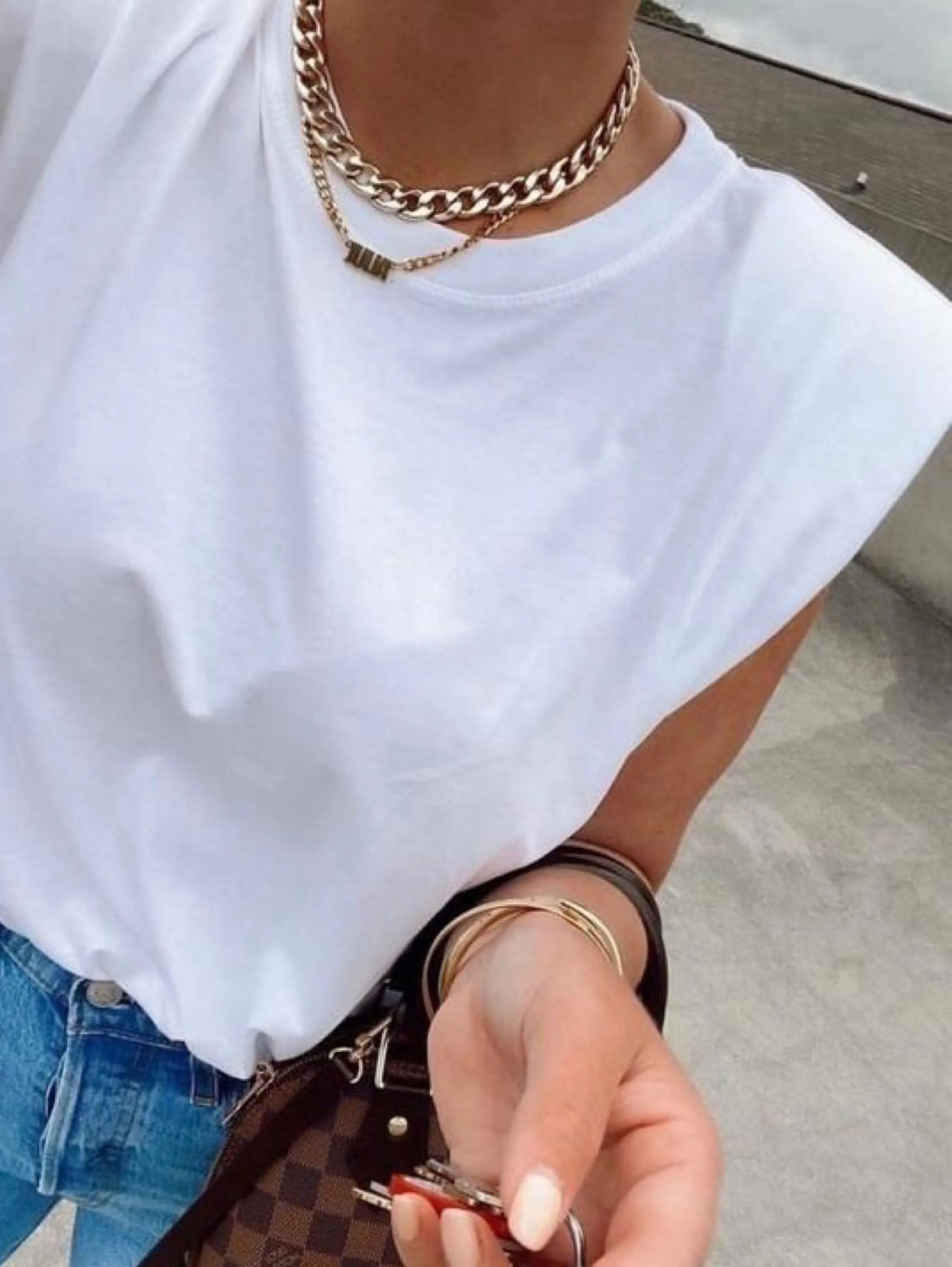 Blusa Muscle com ombreira