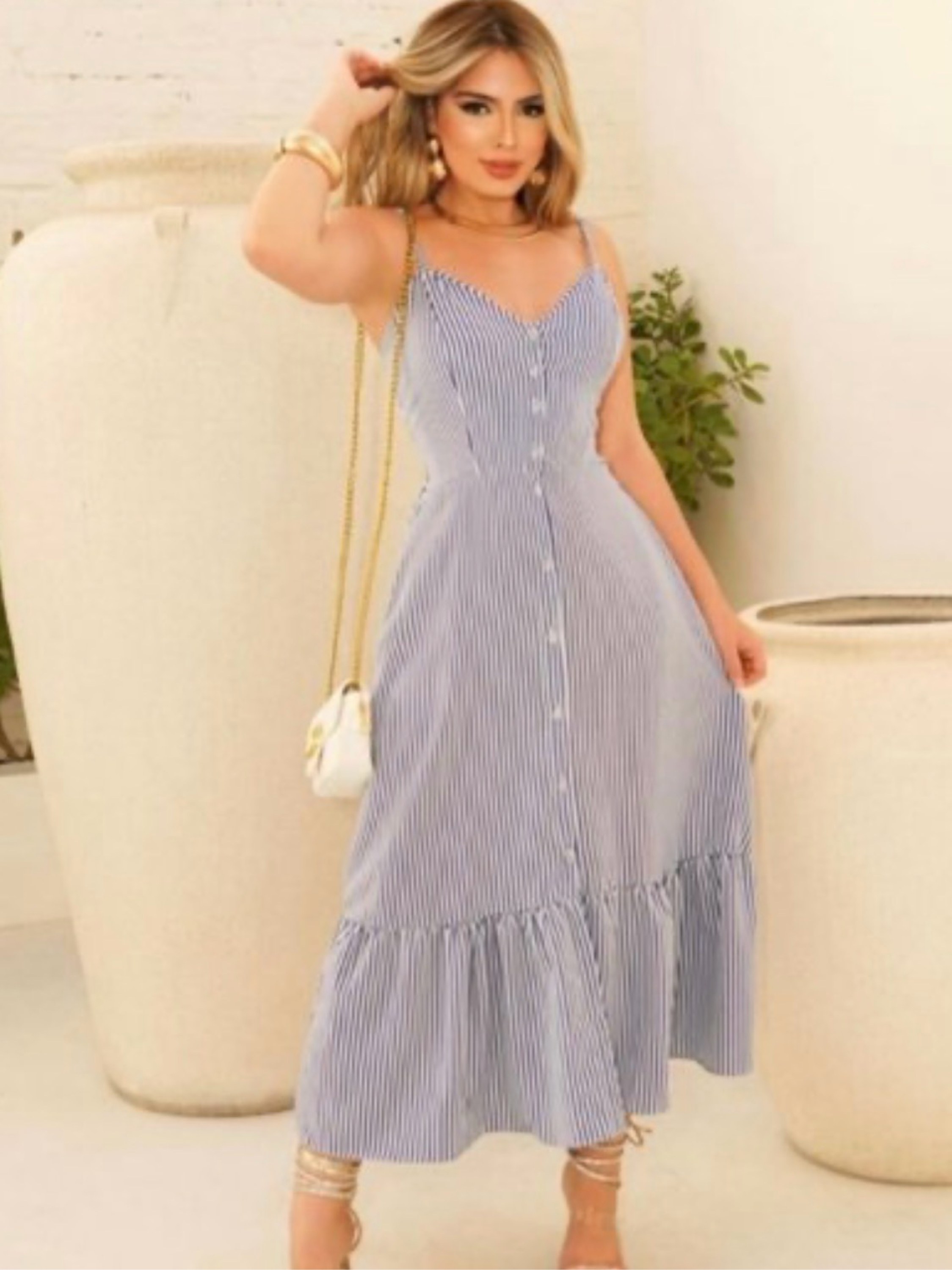 Vestido listrado botões longo