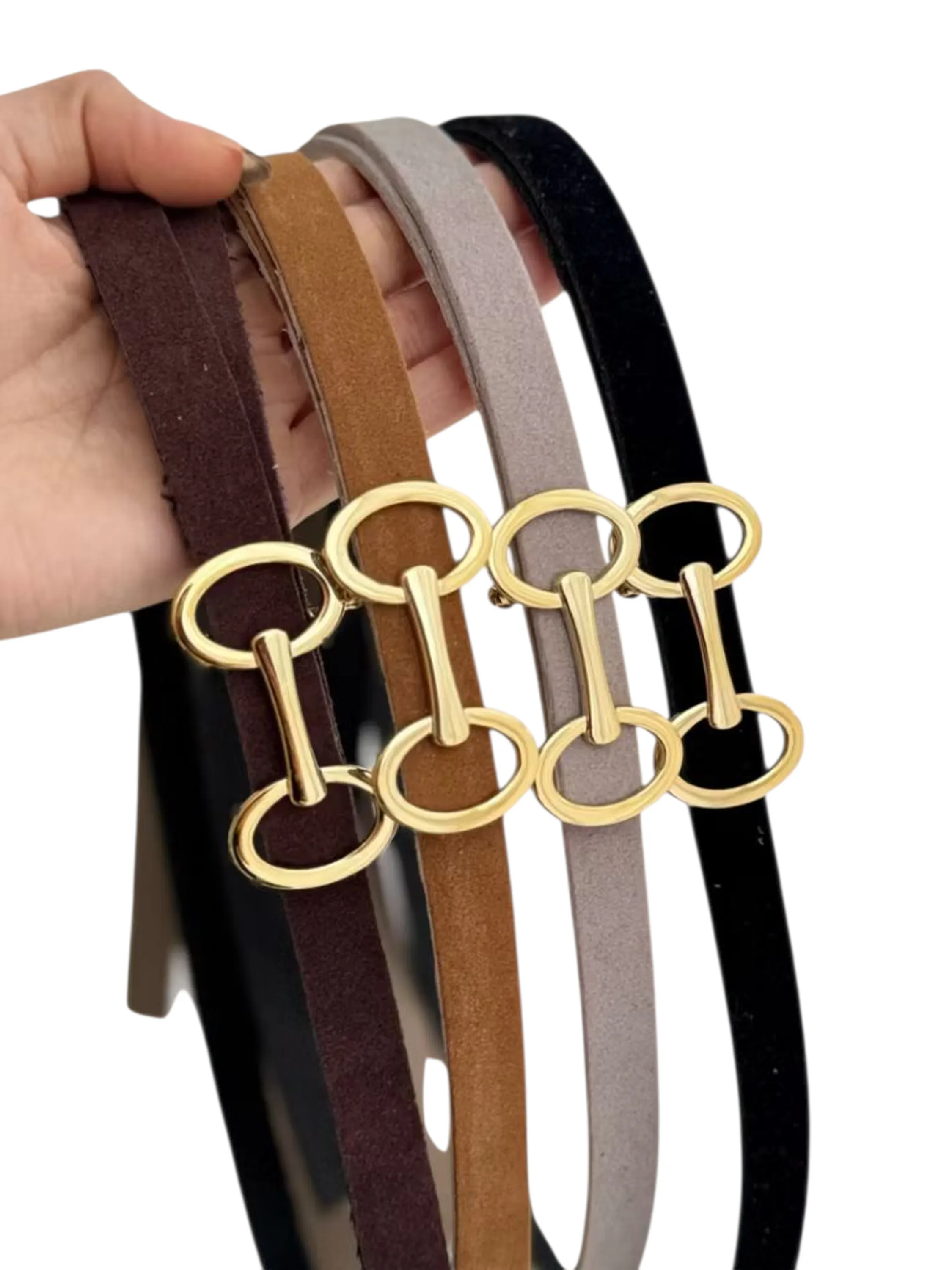 Kits de 4 cintos feminino com fivela dourado