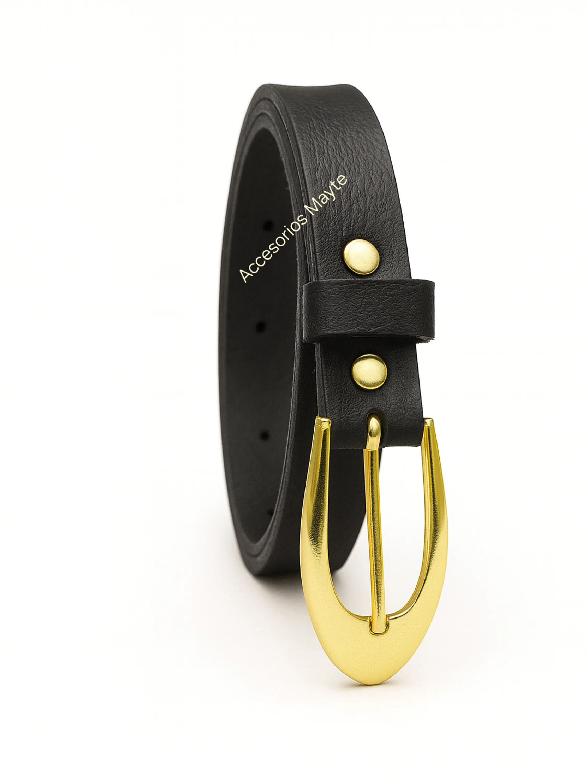 Cinto femenino com fivela dourado