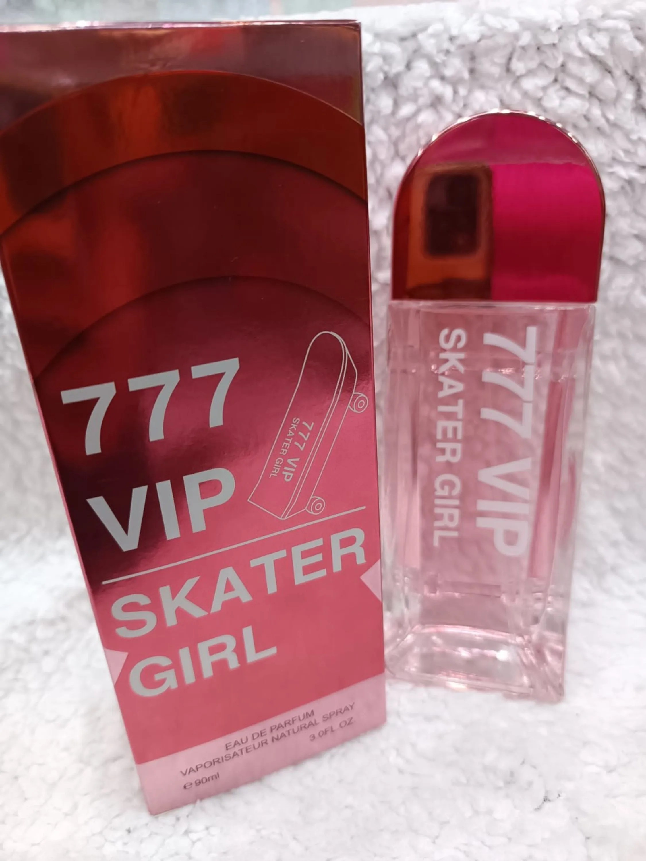 Perfume feminino 777 vip inspiração 212 heroes