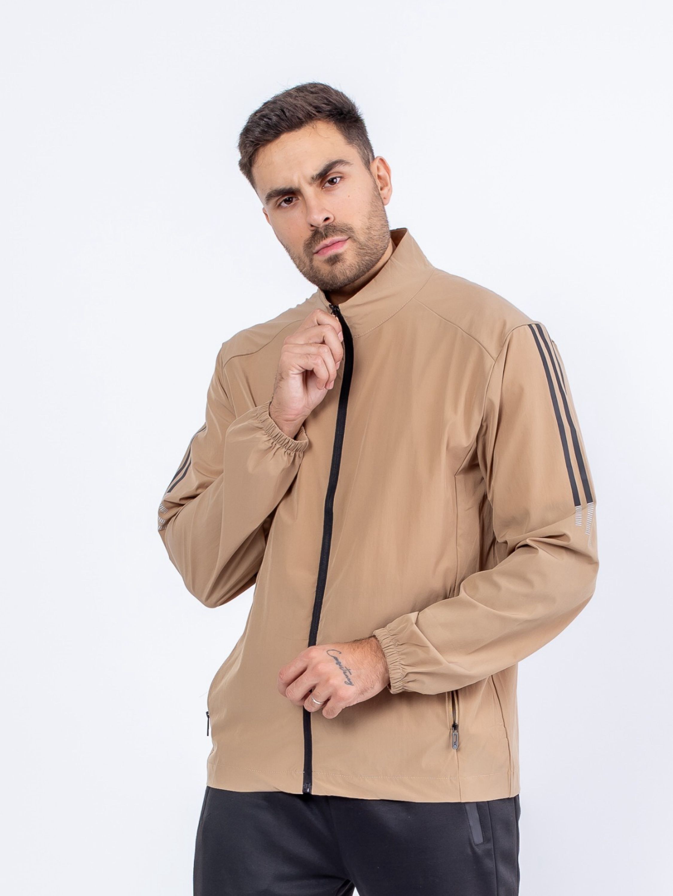 Jaqueta corta vento LY01