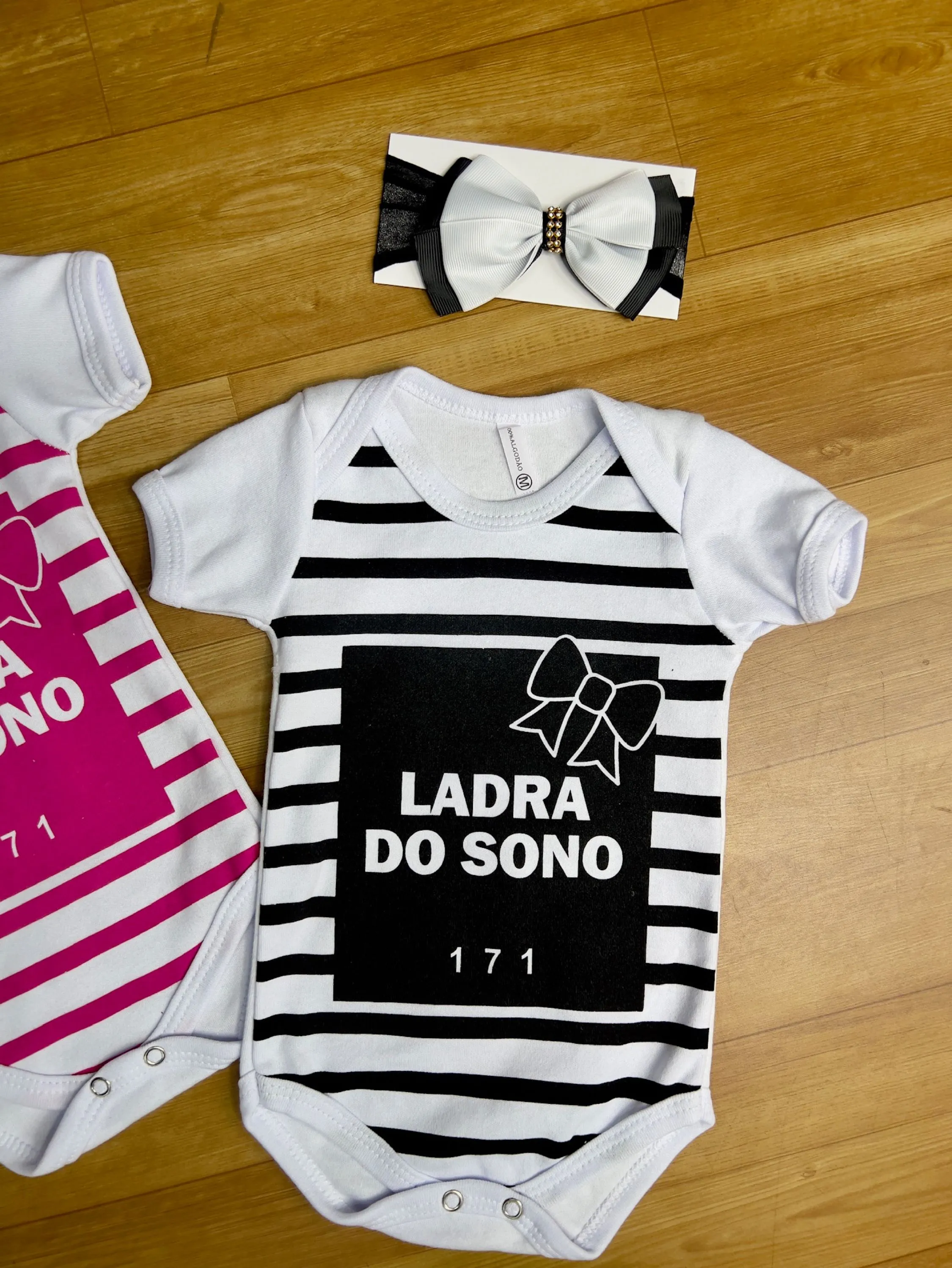 Body Bebê Ladra de Sono Frase Divertida Mesversário