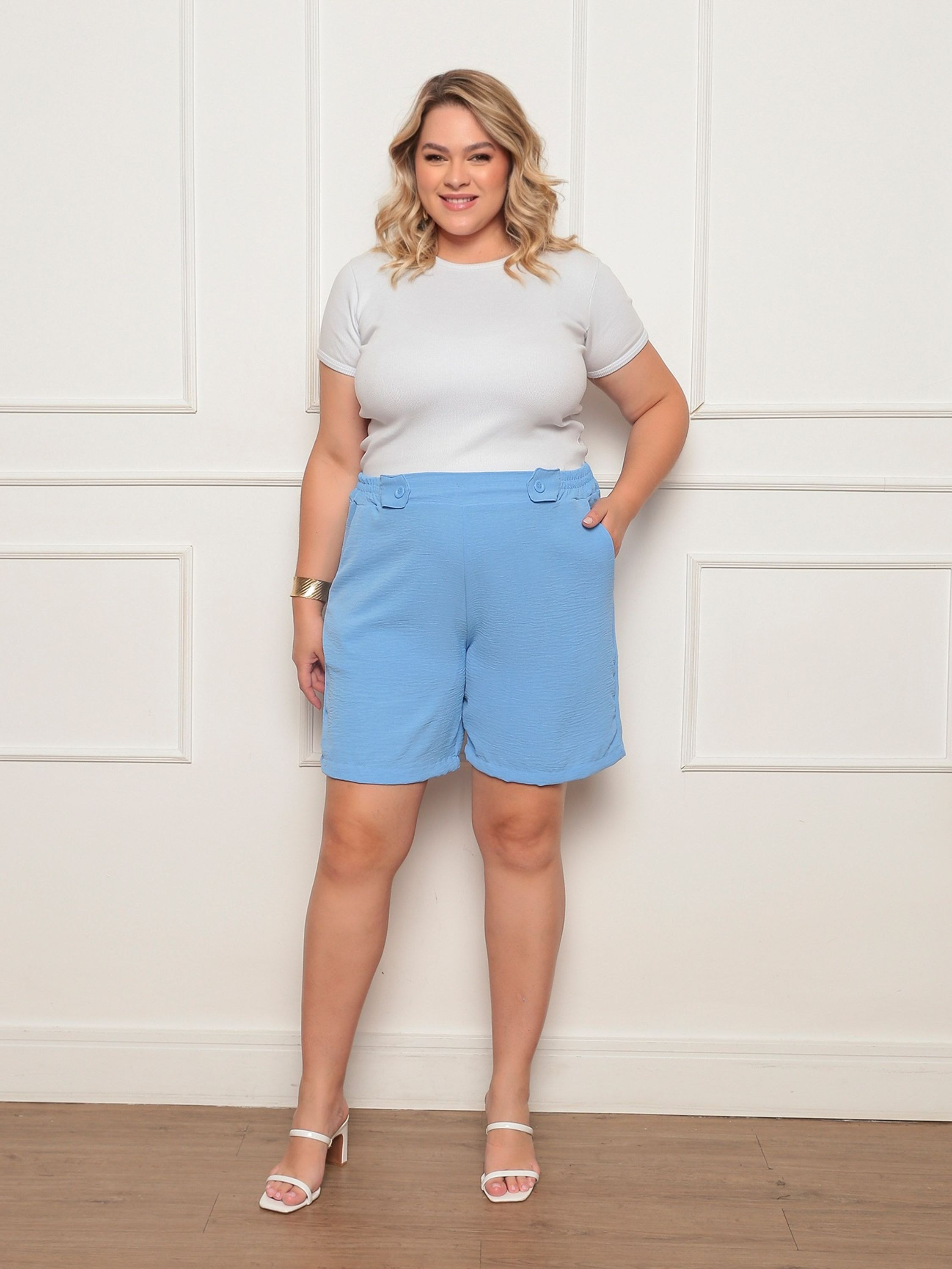 (Bermuda Botao) Plus Size Feminina