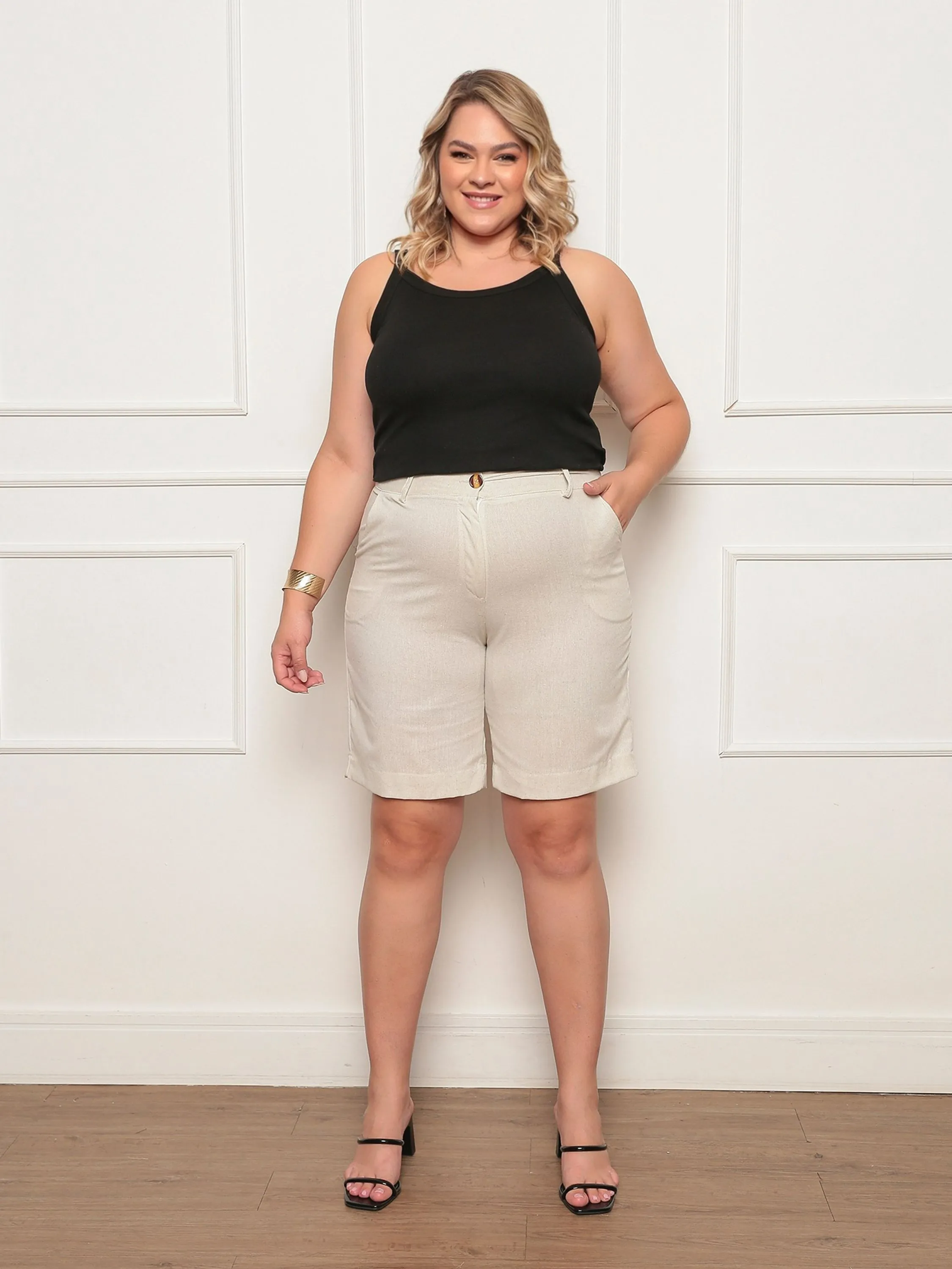 (Bermuda Linho REF B021) Plus Size Feminina