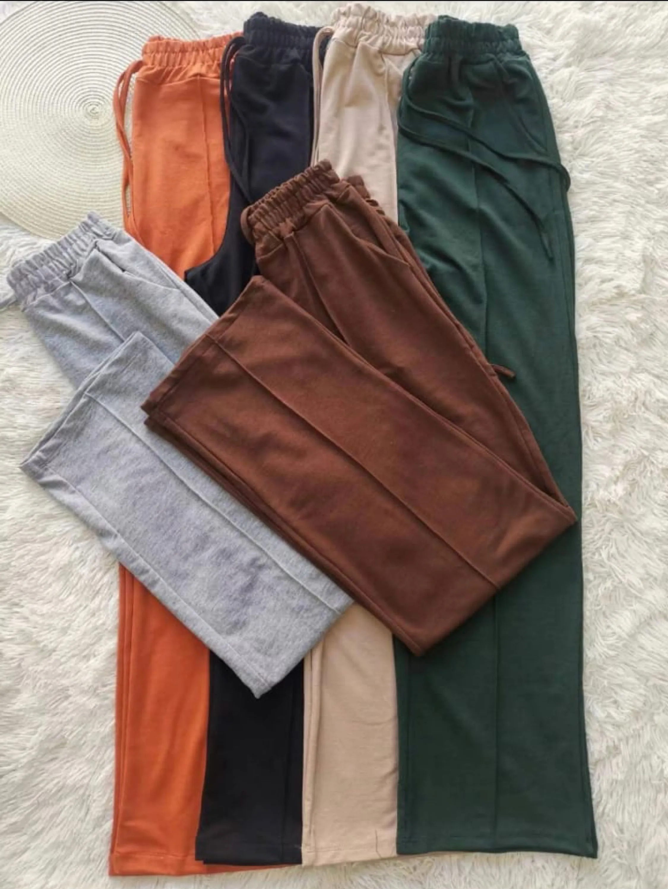 Calça pantalona de moletinho
