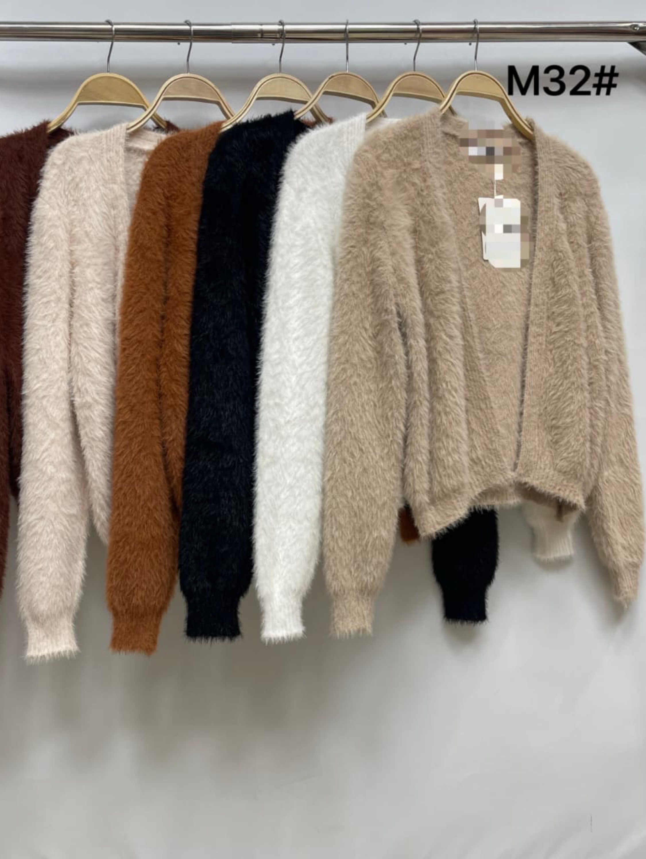 casaco curto de pelúcia importado