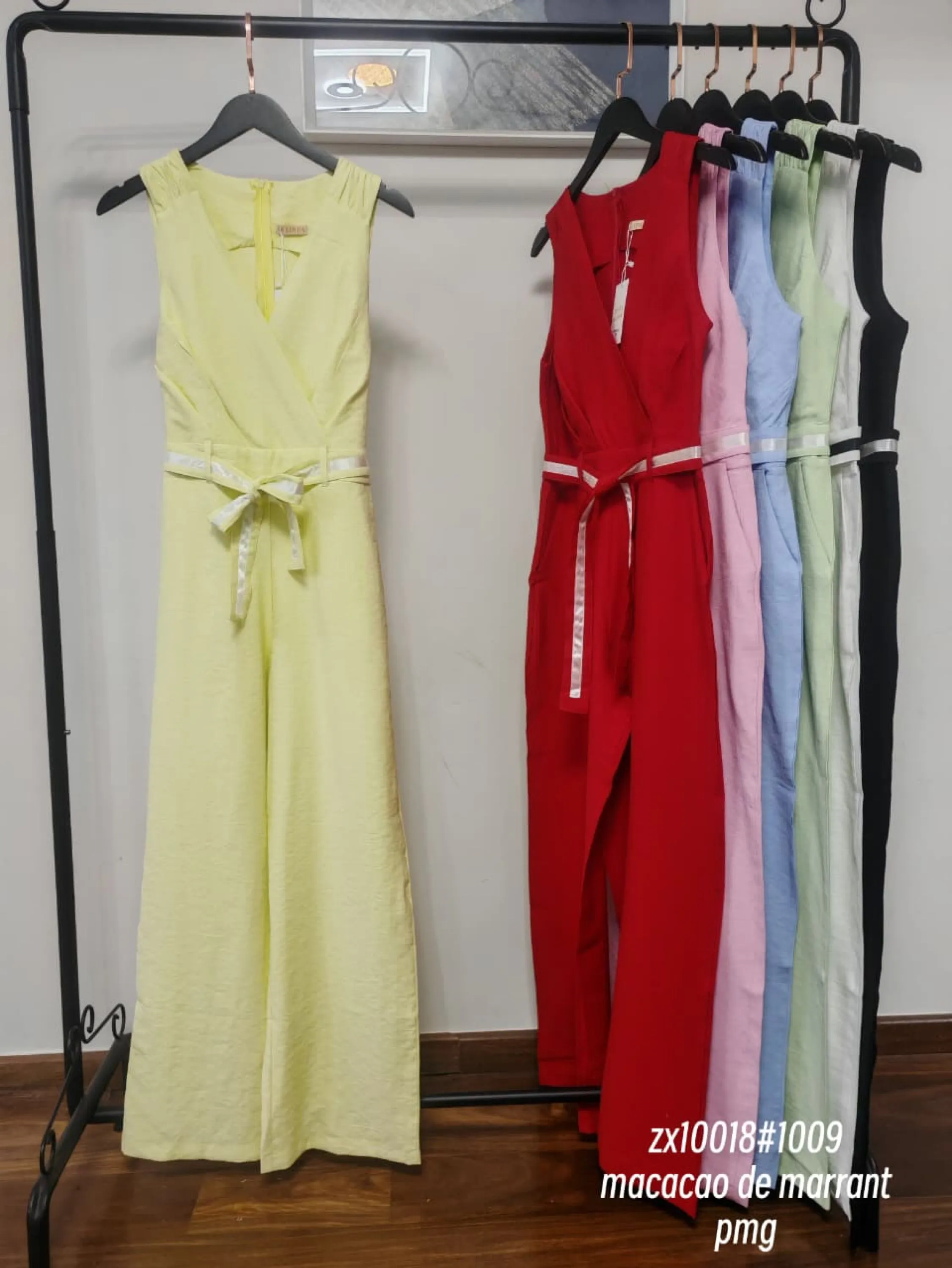 Macacão de marrant com cinto com bolso