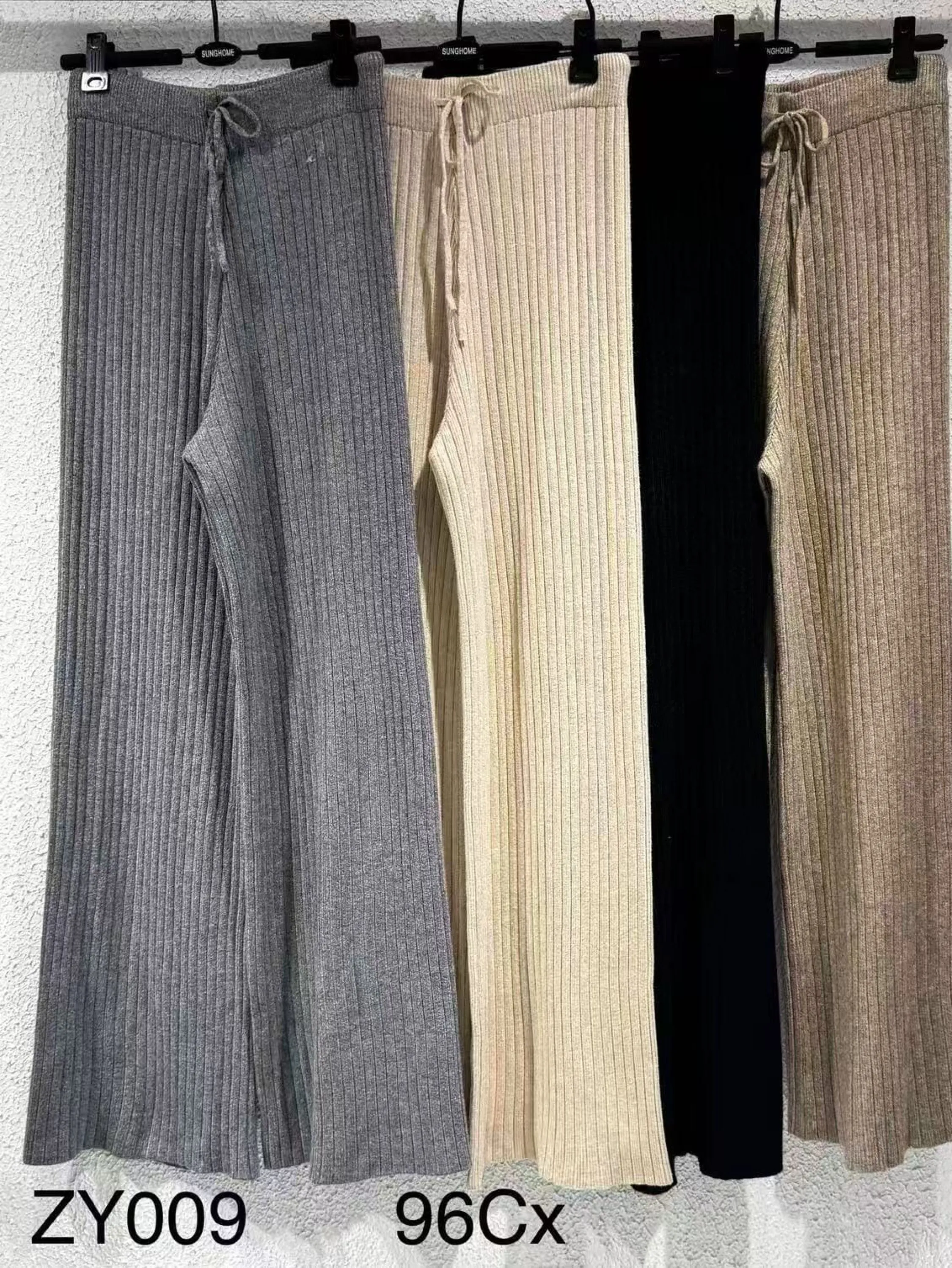 Calça pantalona de modal canelado importado