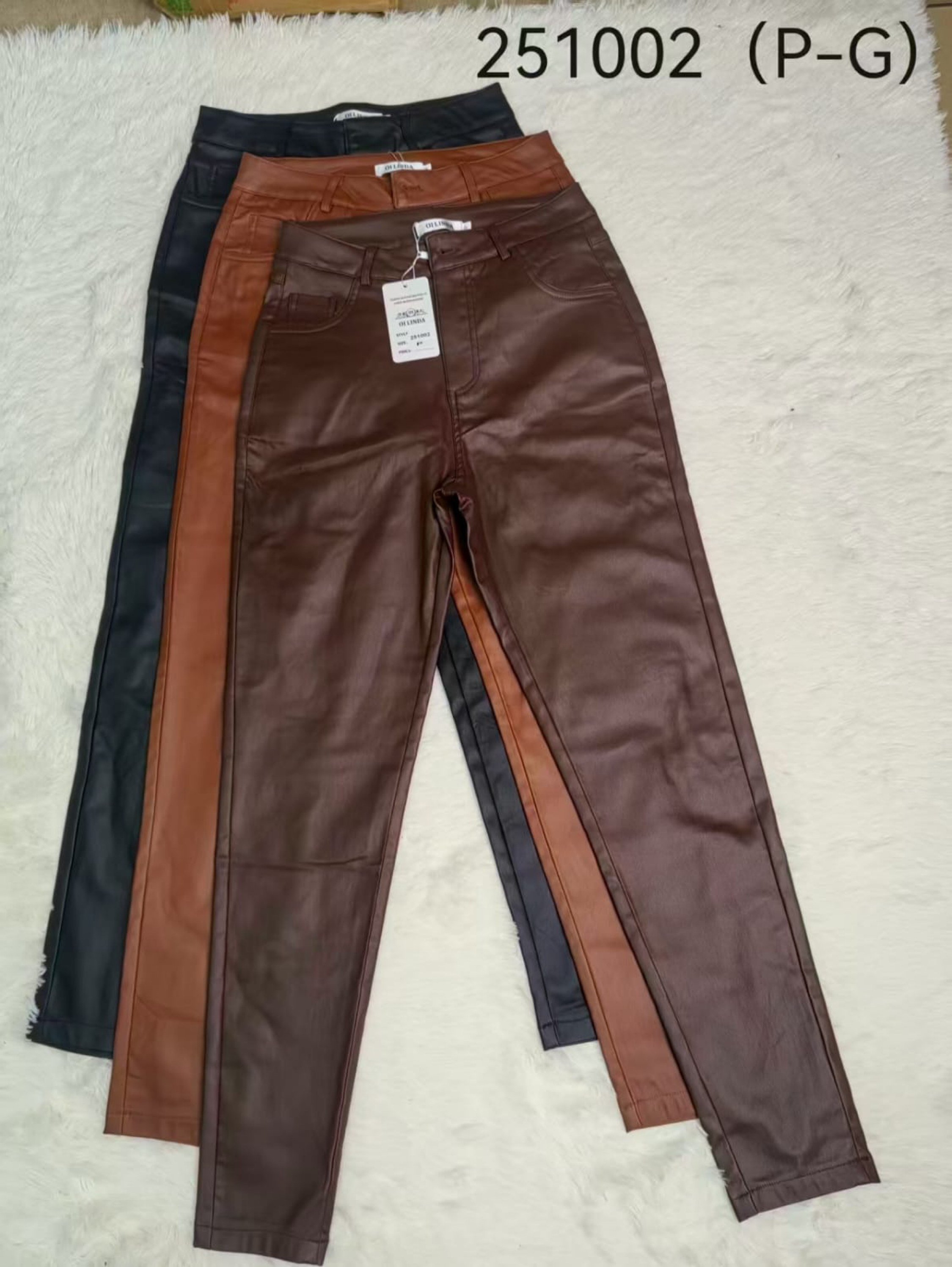 Calça resinada flaenaldo basica  liso importado