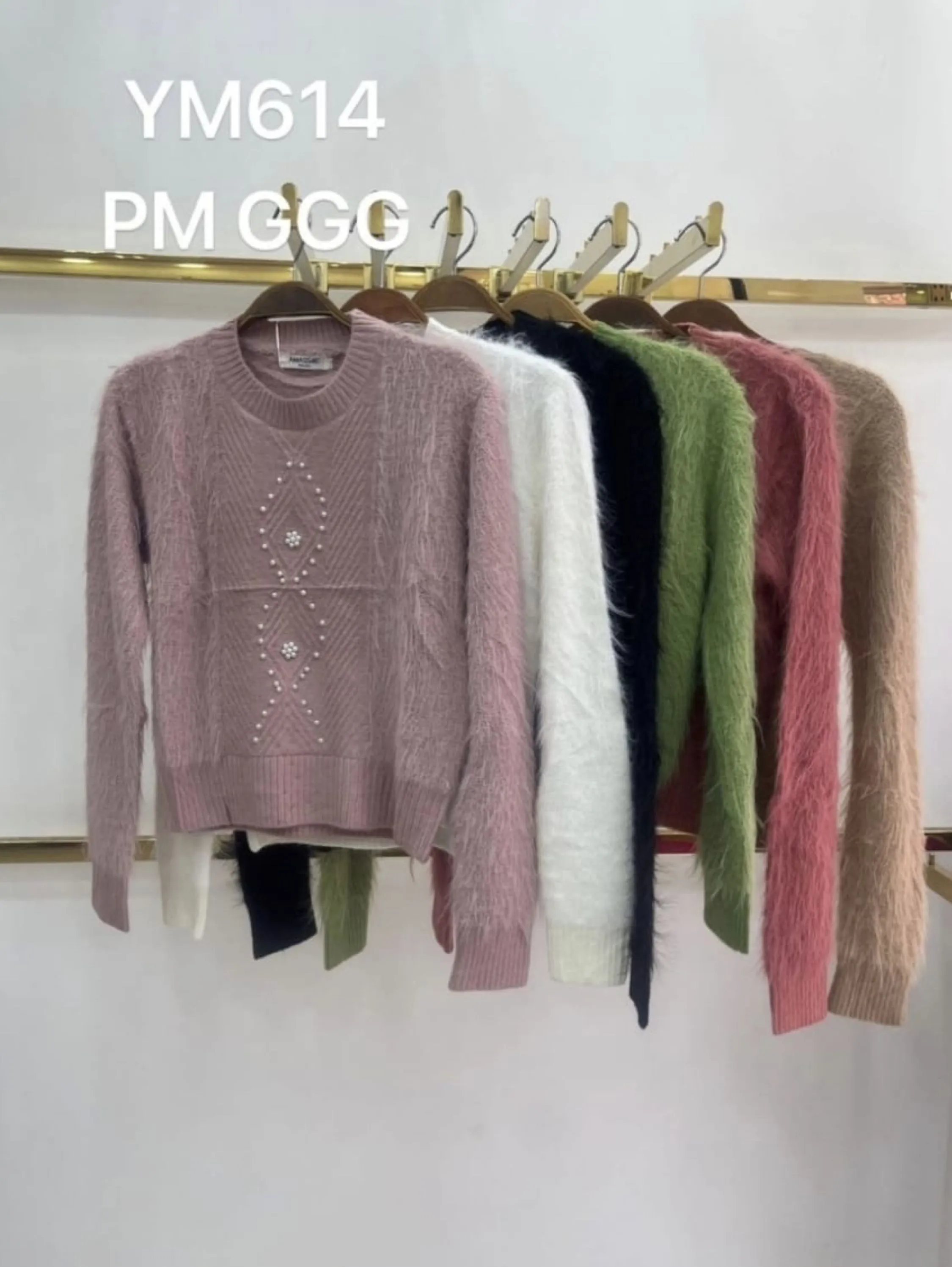 Blusa de modal grosso com pelo importado