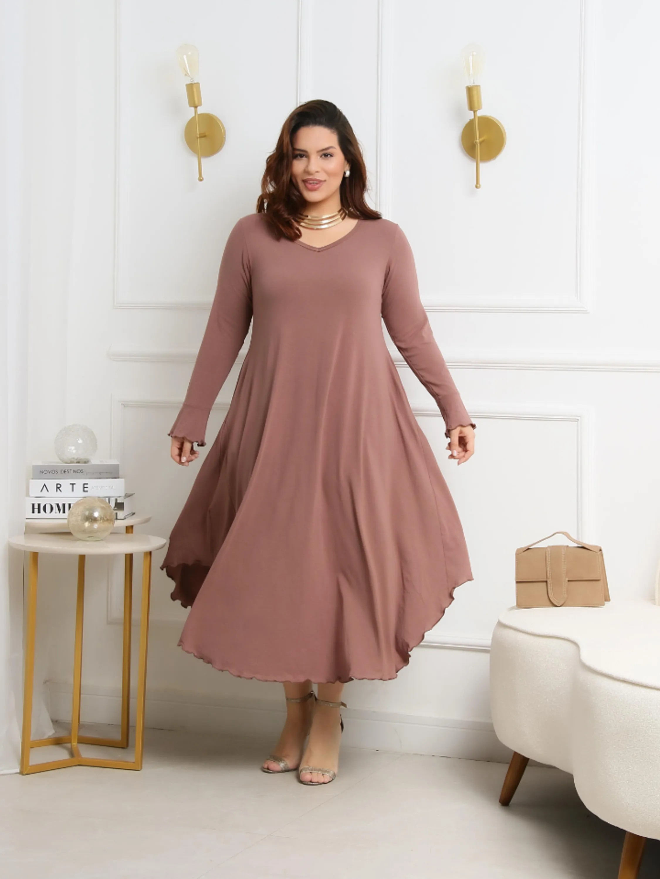 Vestido Plus Size Manga Longa em Viscolycra Premium