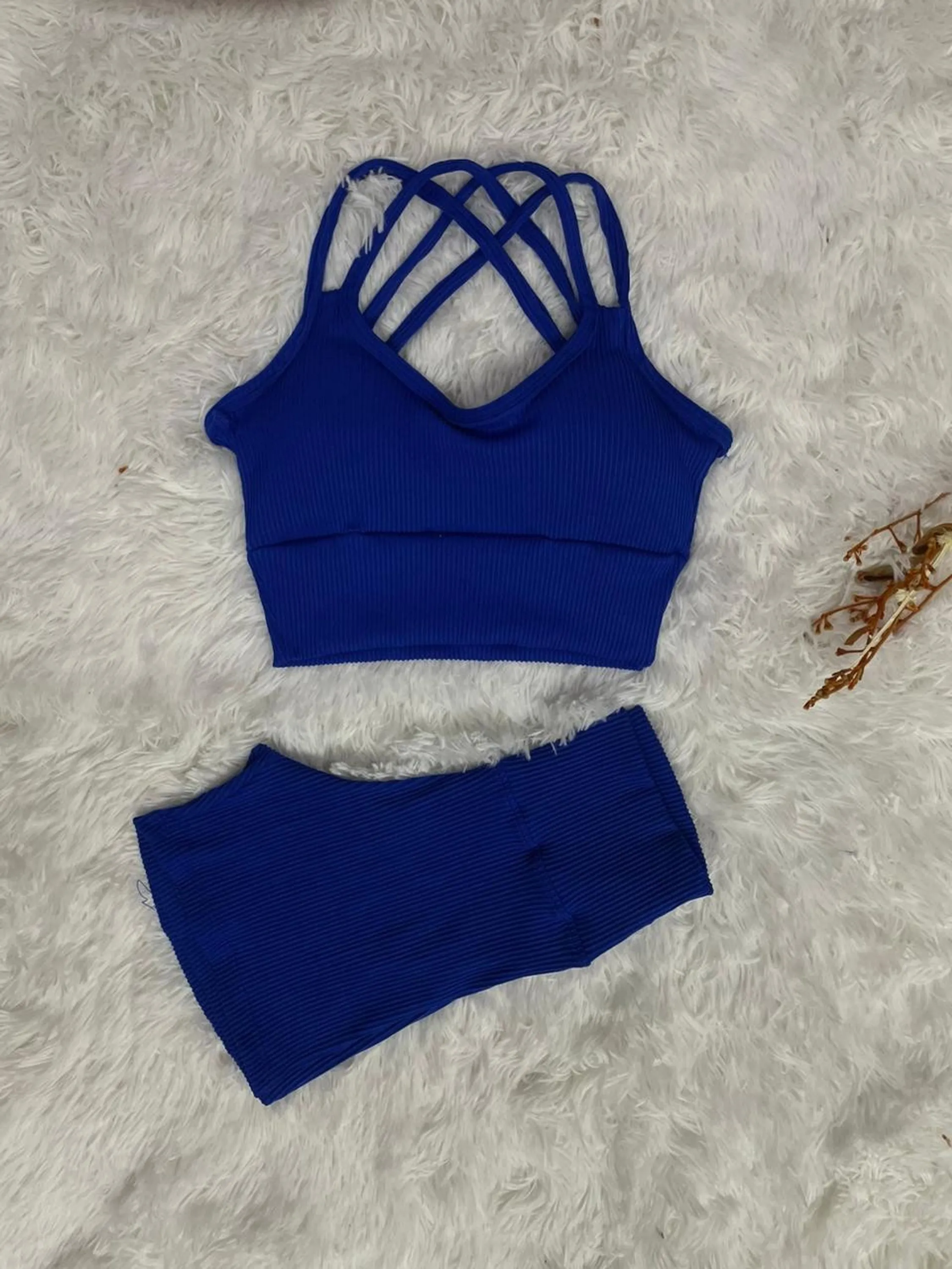 Conjunto canelado