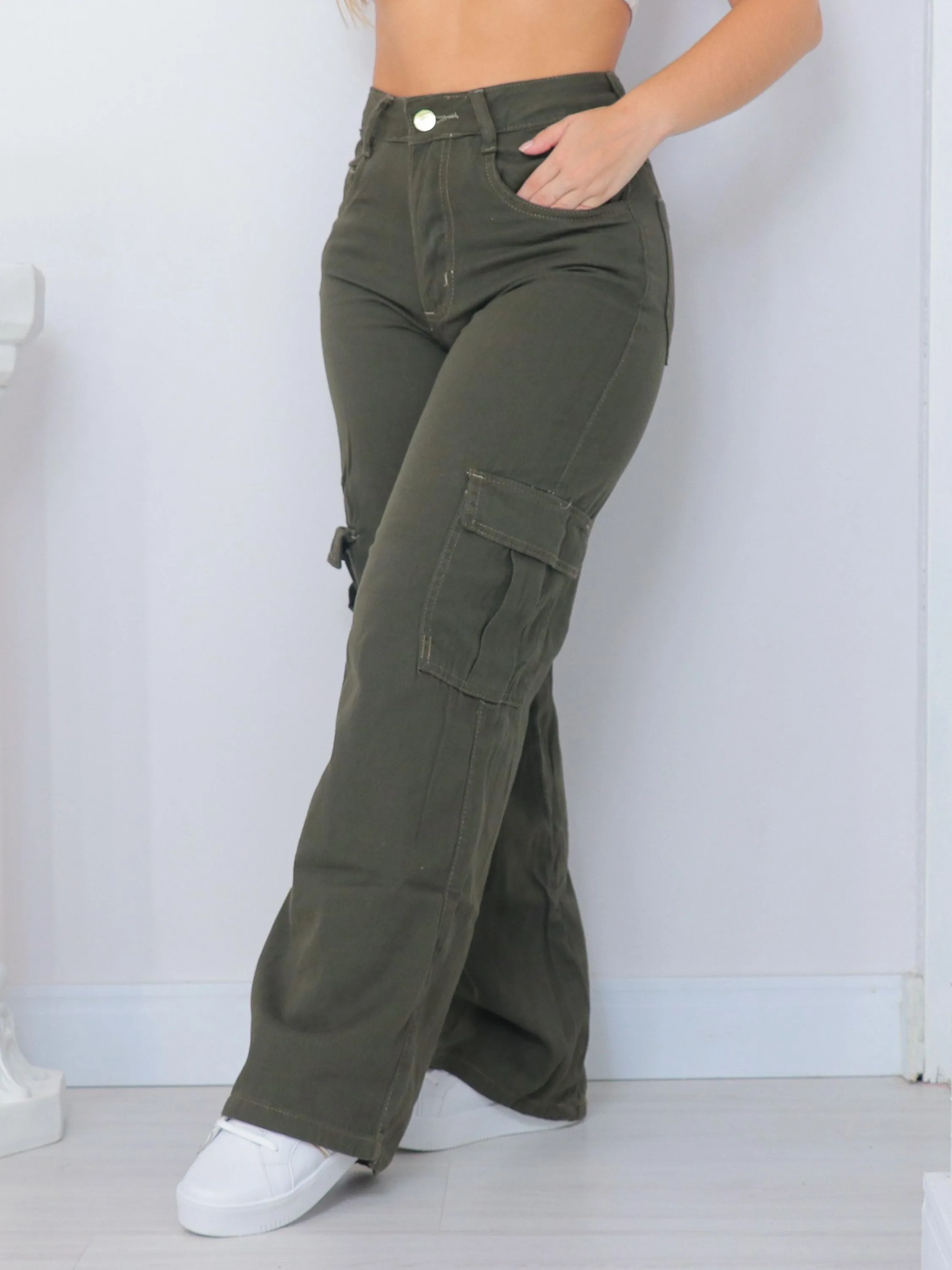 Calça jeans Cargo cintura alta verde millitar