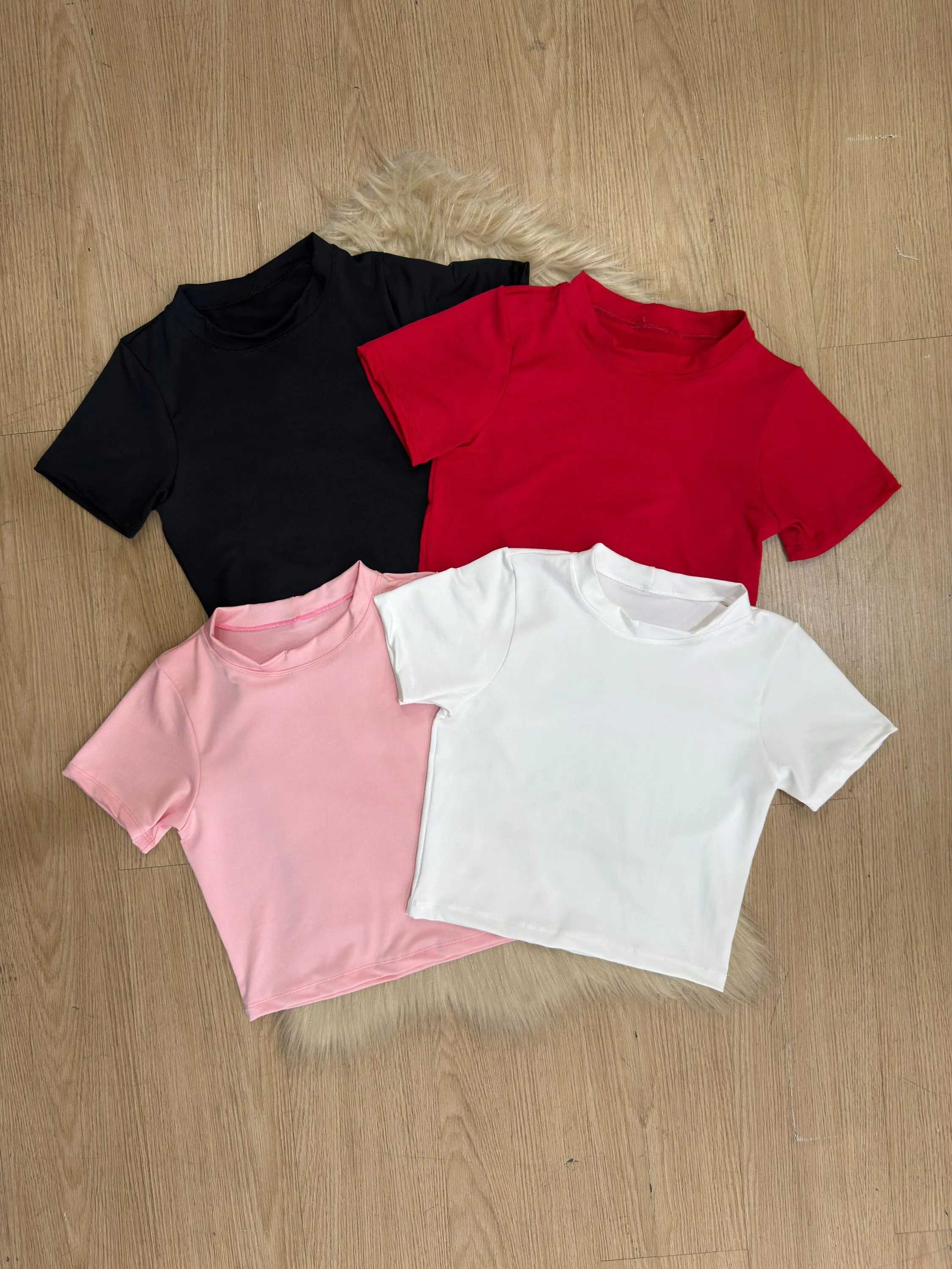 Blusa Cropped Manguinha Aylla