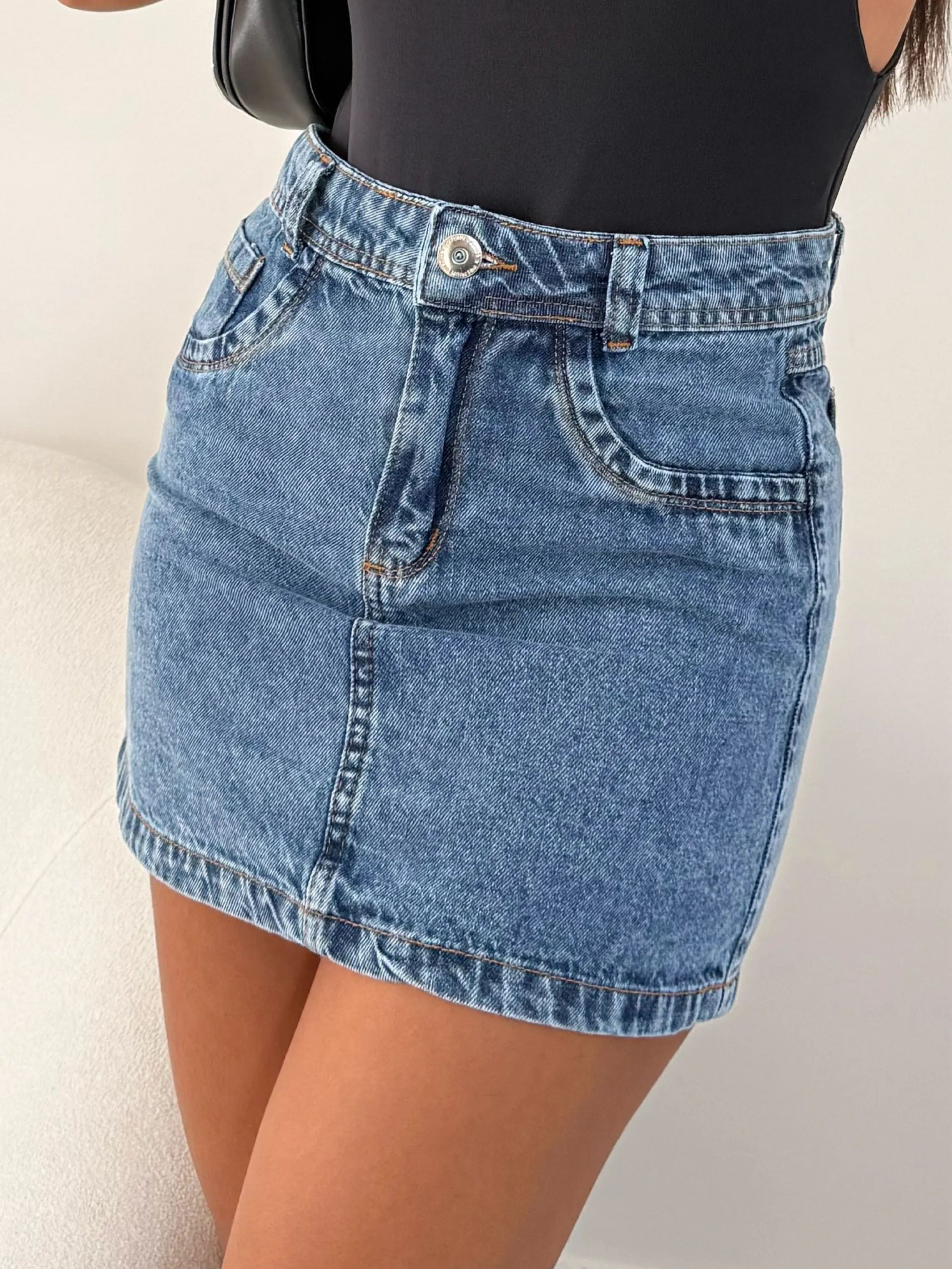 Saia jeans básica azul