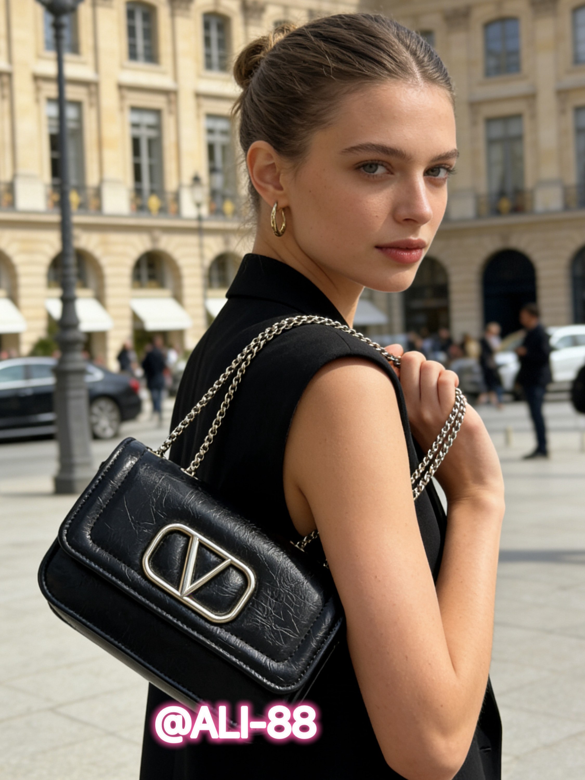 Bolsa inspiração Valentino com alca de corrente AL-1274