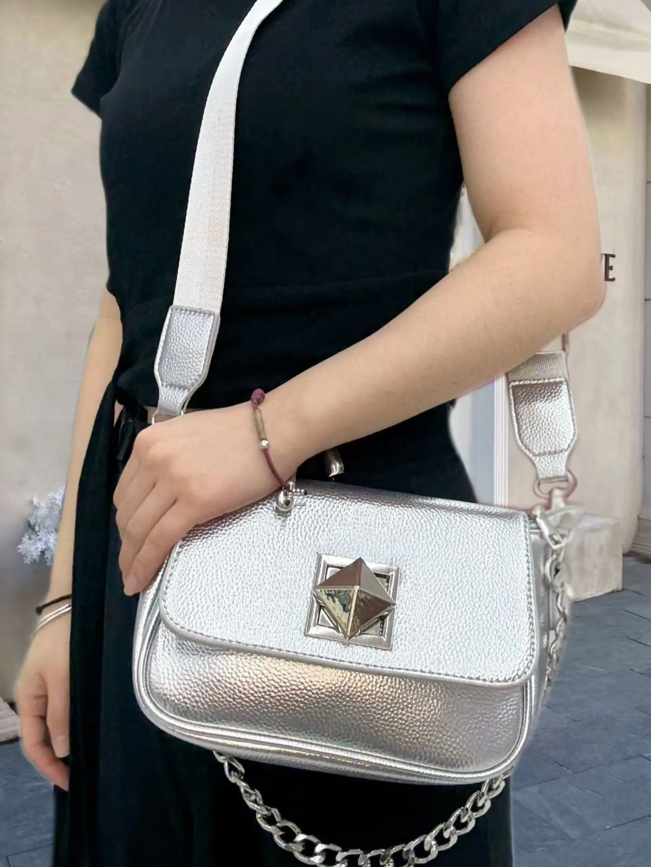 Bolsa metalizada com duas alças chic pra sair AL-948