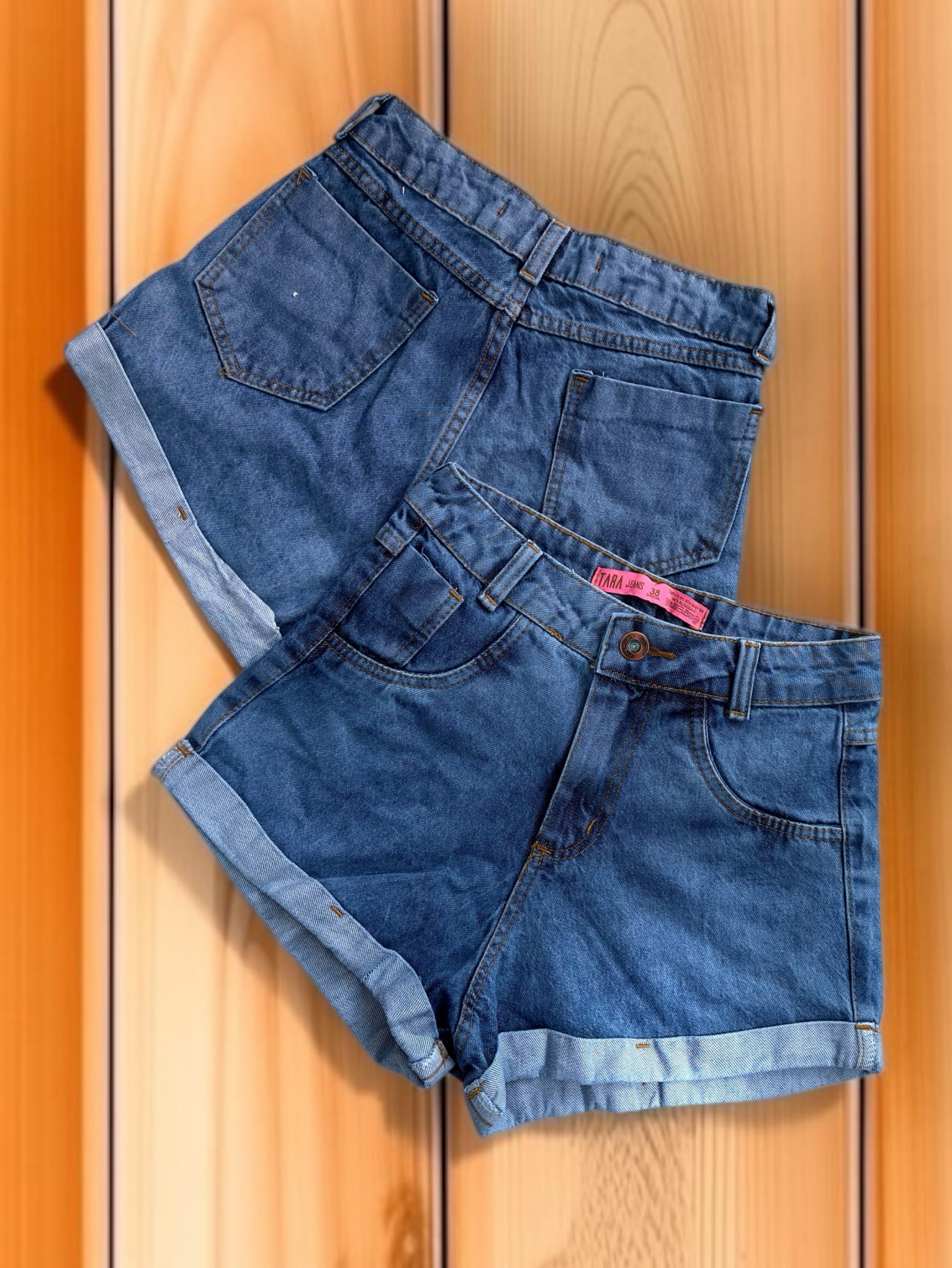 Short jeans feminino Clara barra dobrado