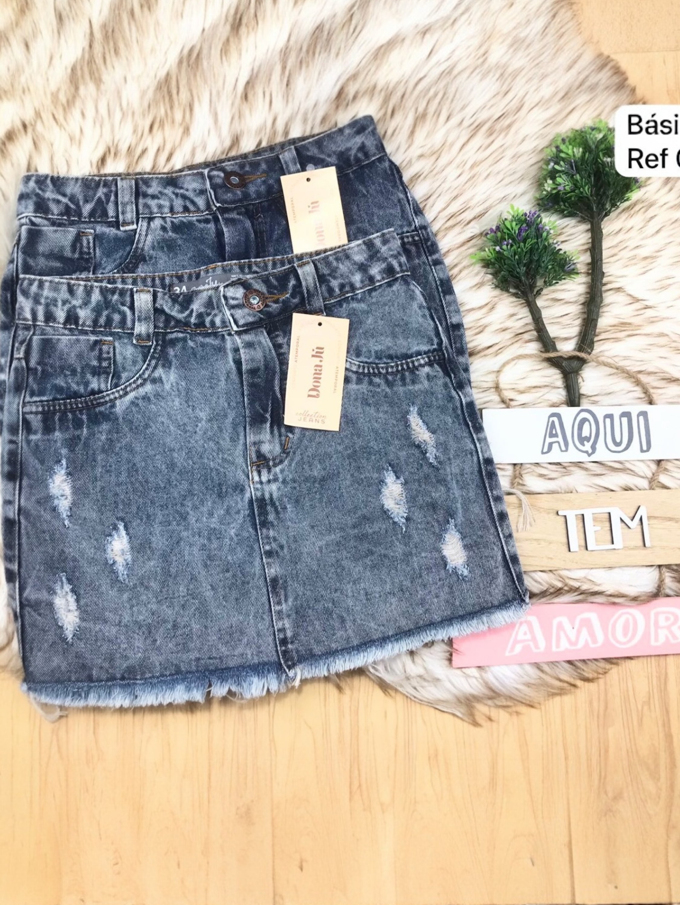 Saia jeans feminina Escura