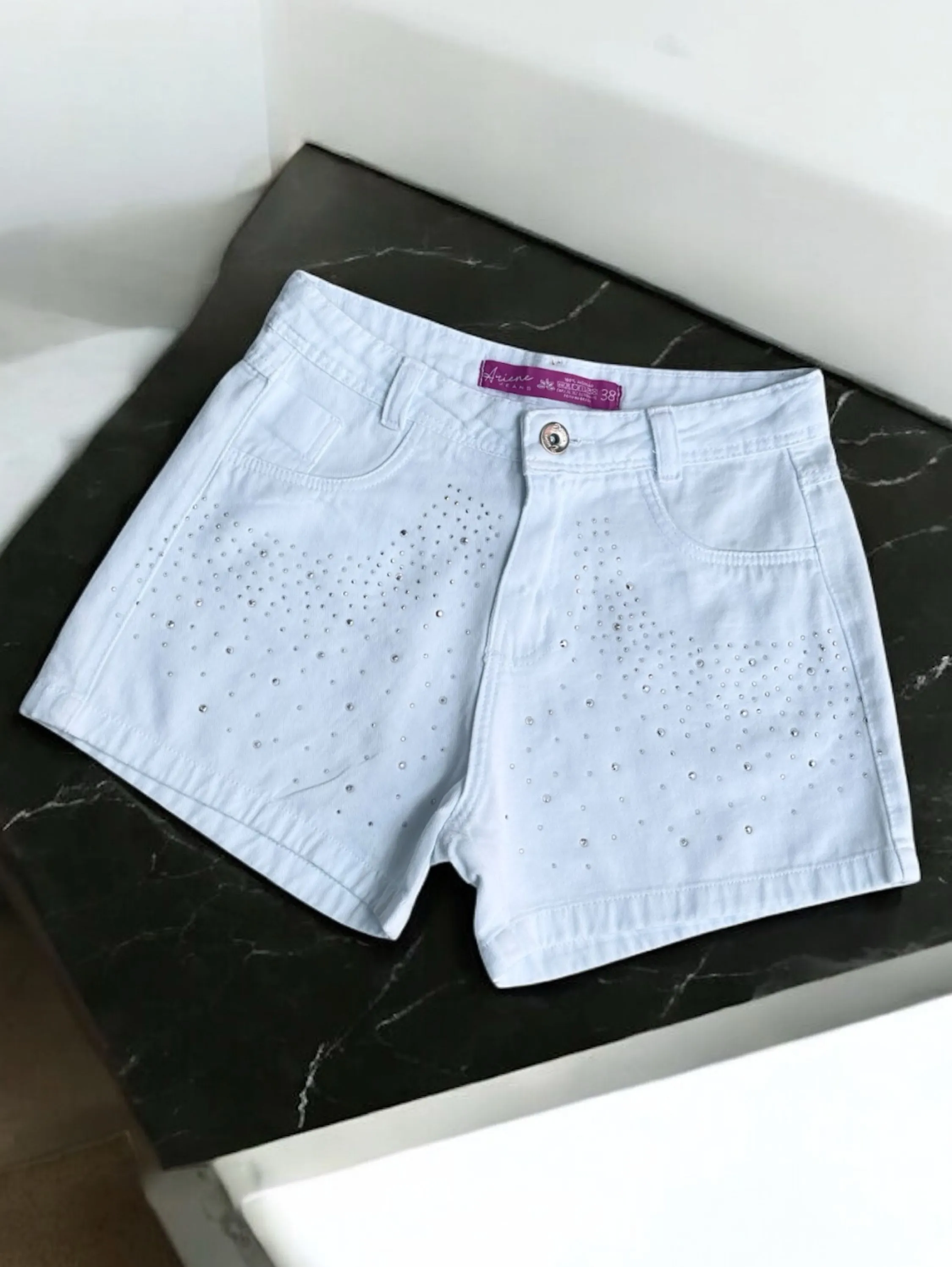 Short jeans branco feminino brilho barra normal