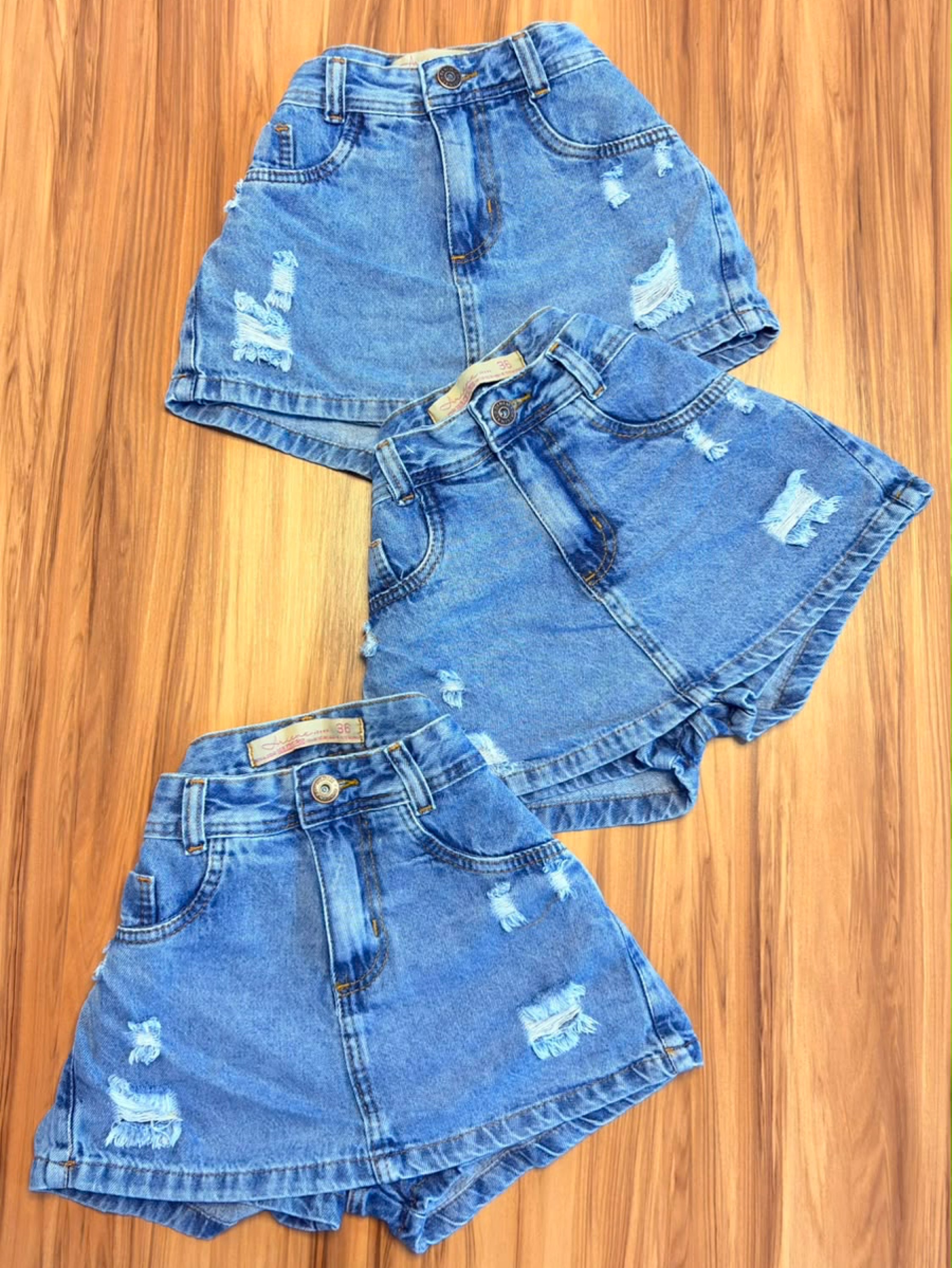Short saia feminina Clara Rasgada
