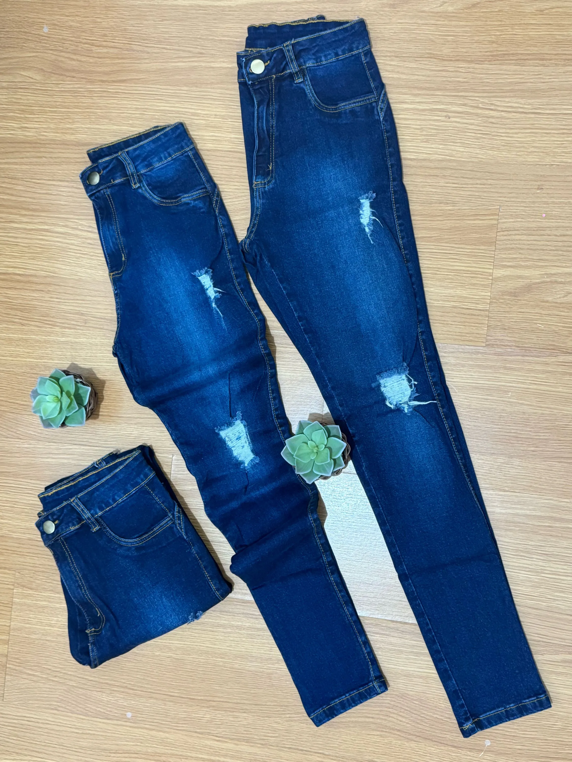 Calca jeans skinny feminina power laicra escura