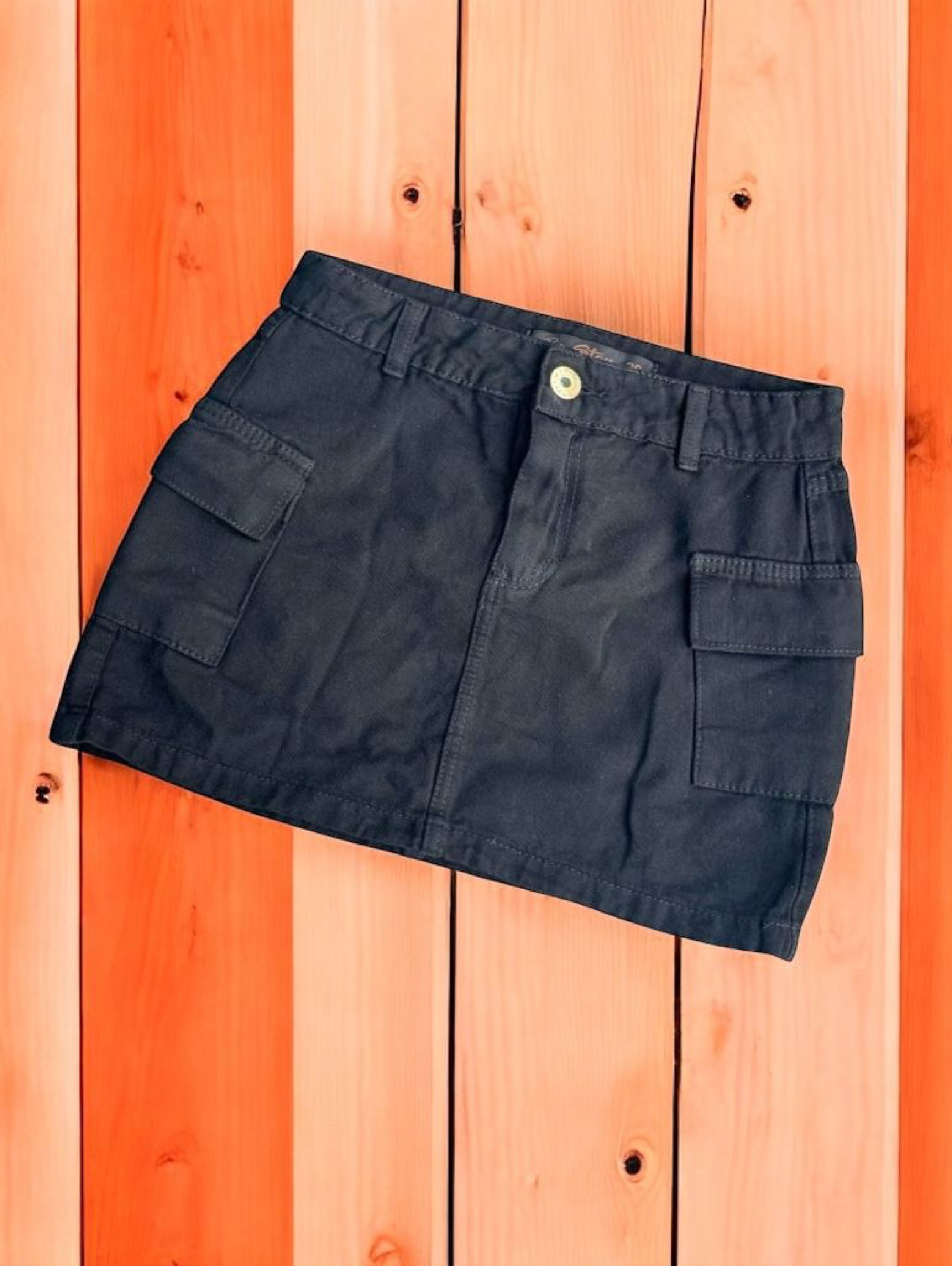 Saia Cargo feminina Preta