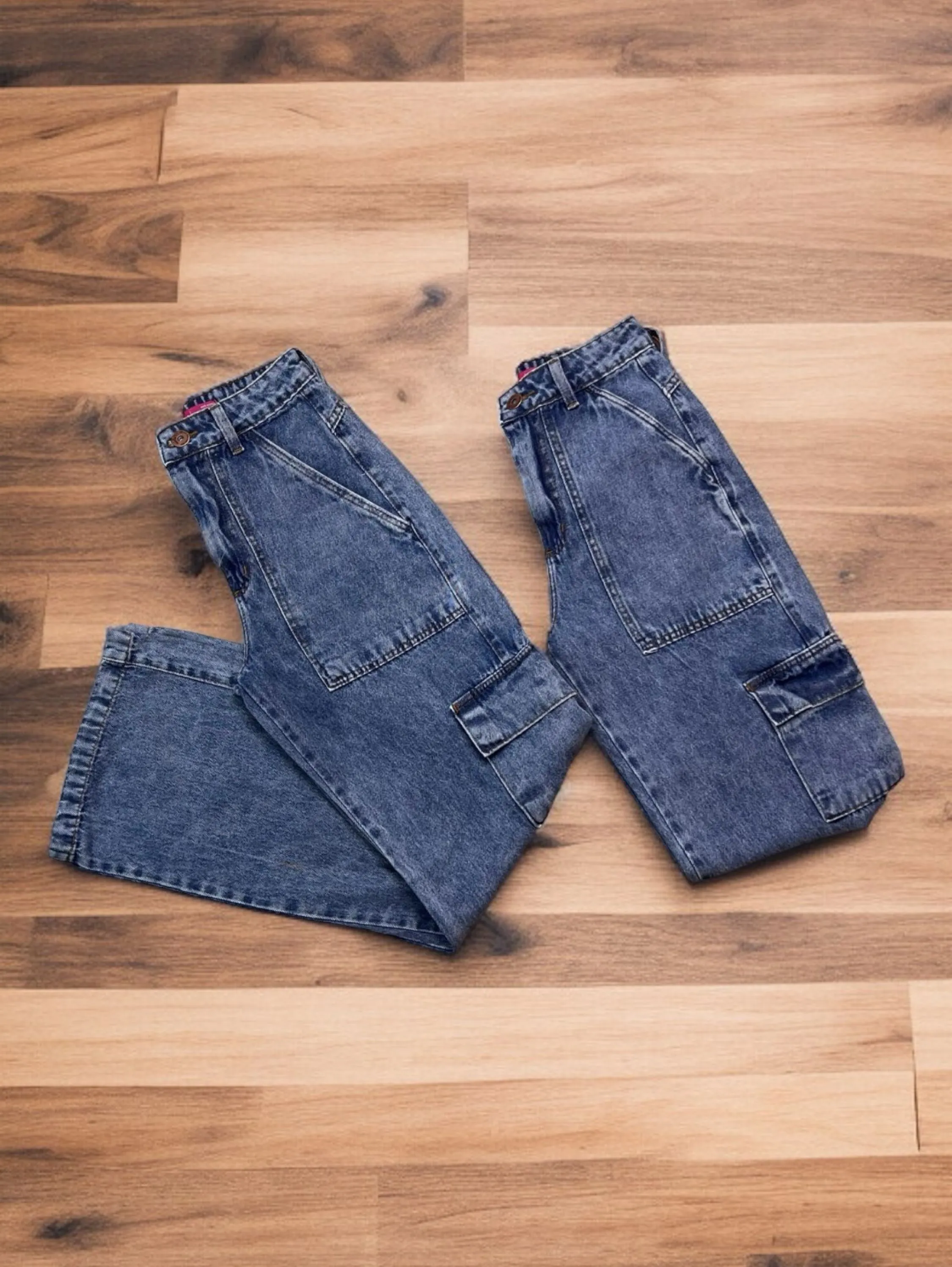 Calca jeans cargo feminina com bolso