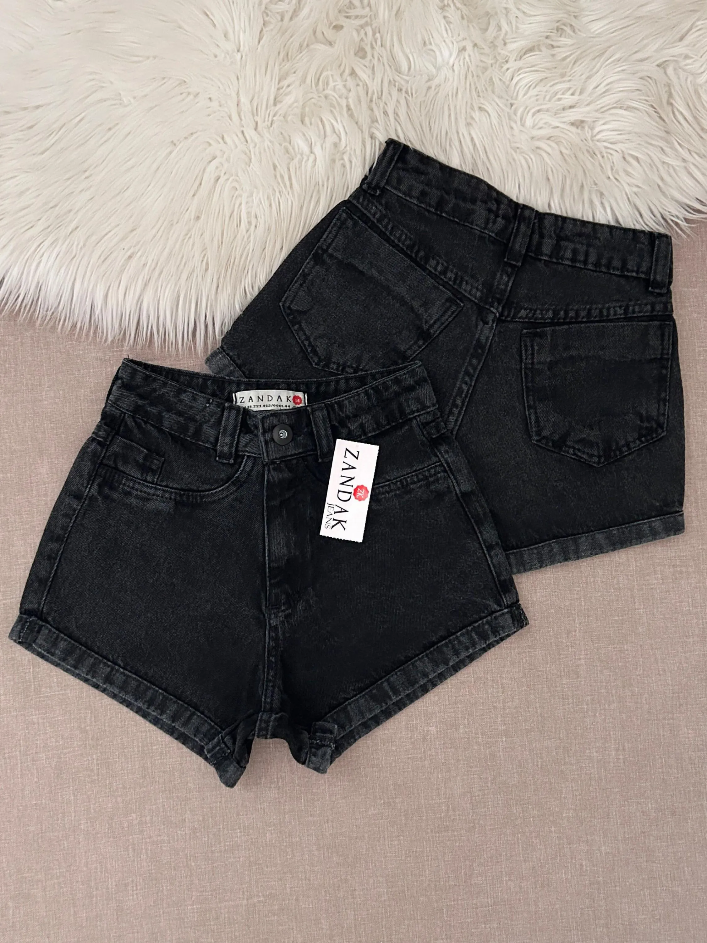 Short preto liza marmorizado barra dobrado