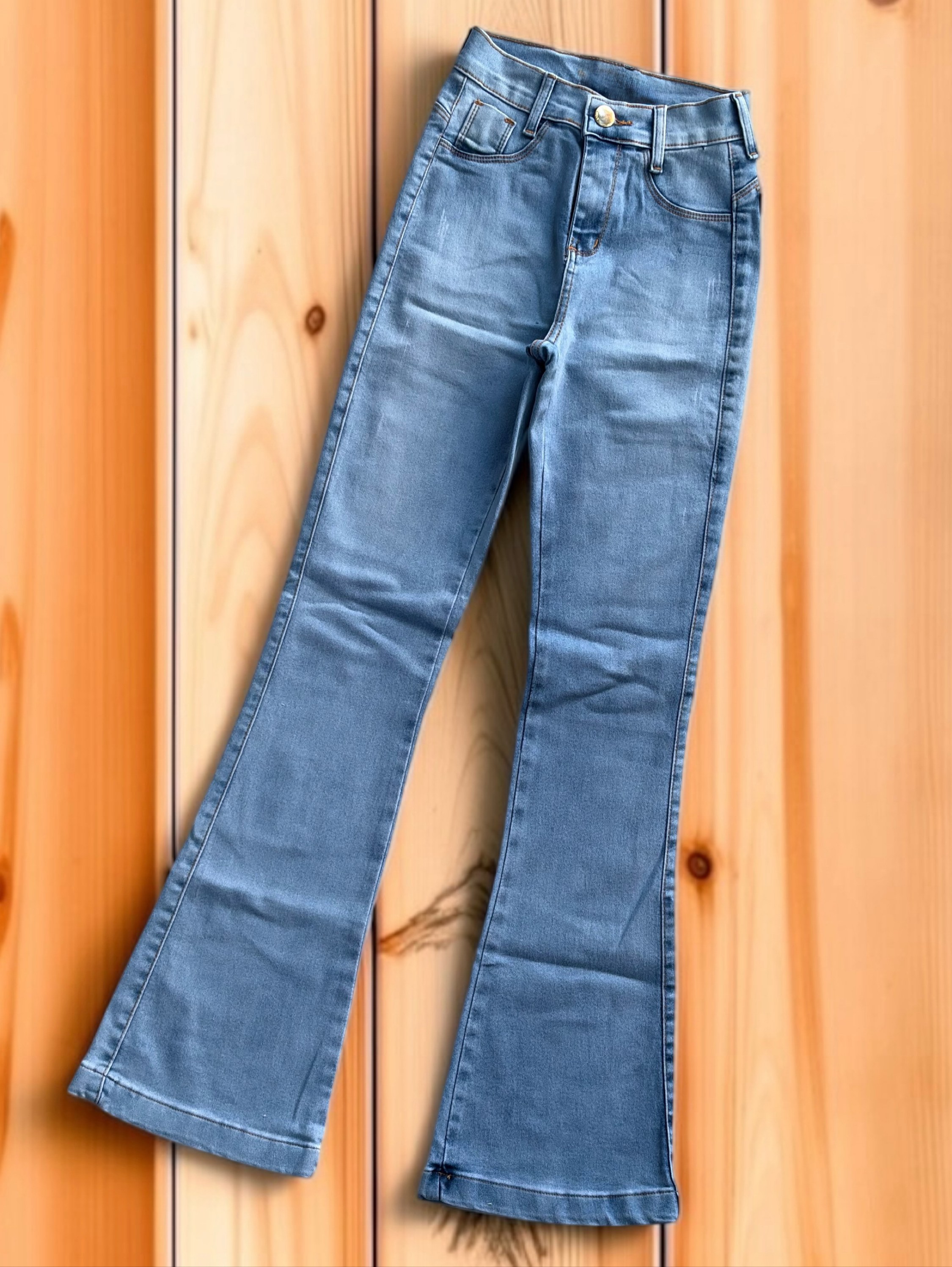 Calca jeans Flare Feminina Clara