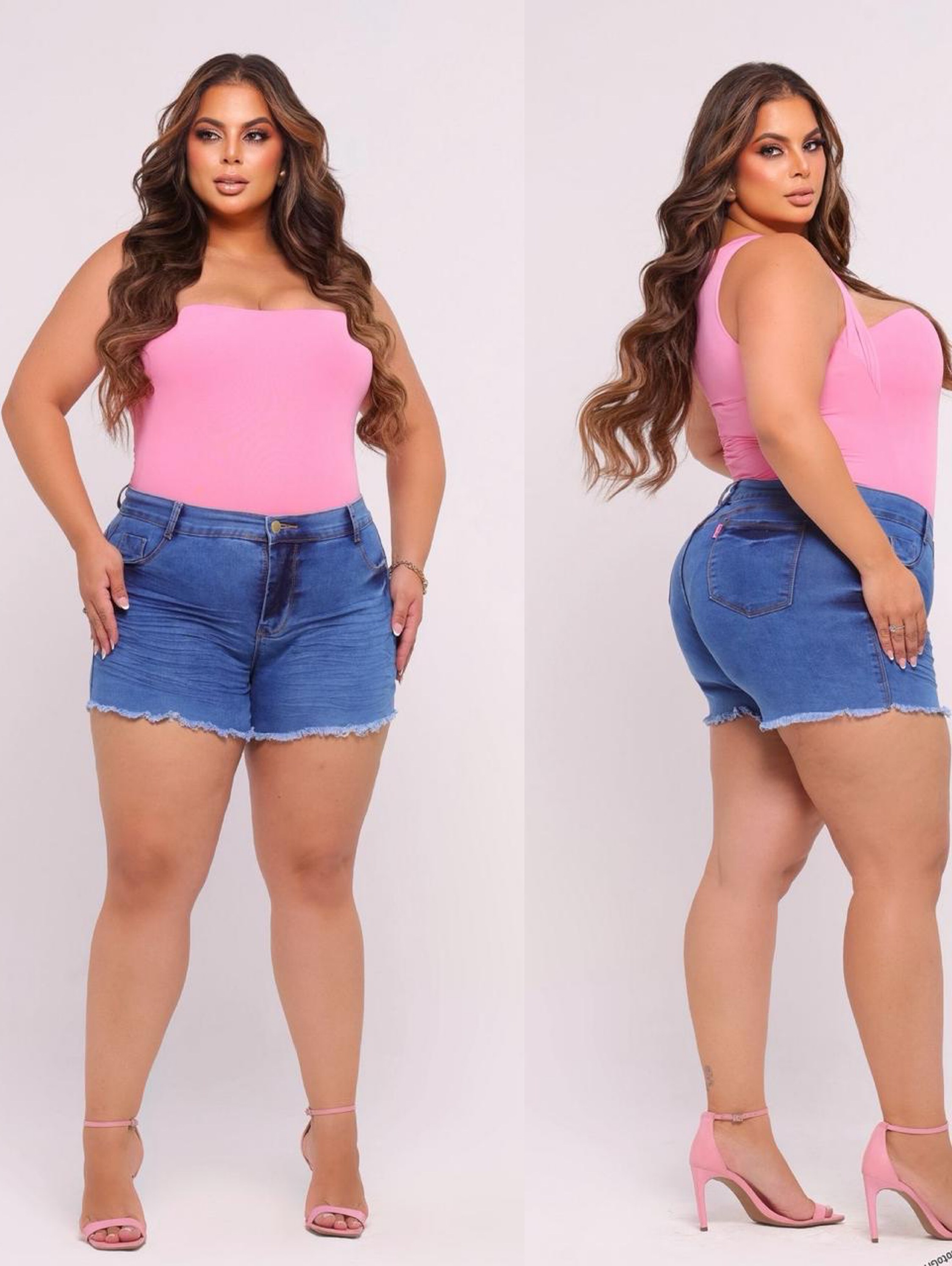 Short jeans plus feminina com lycra clara