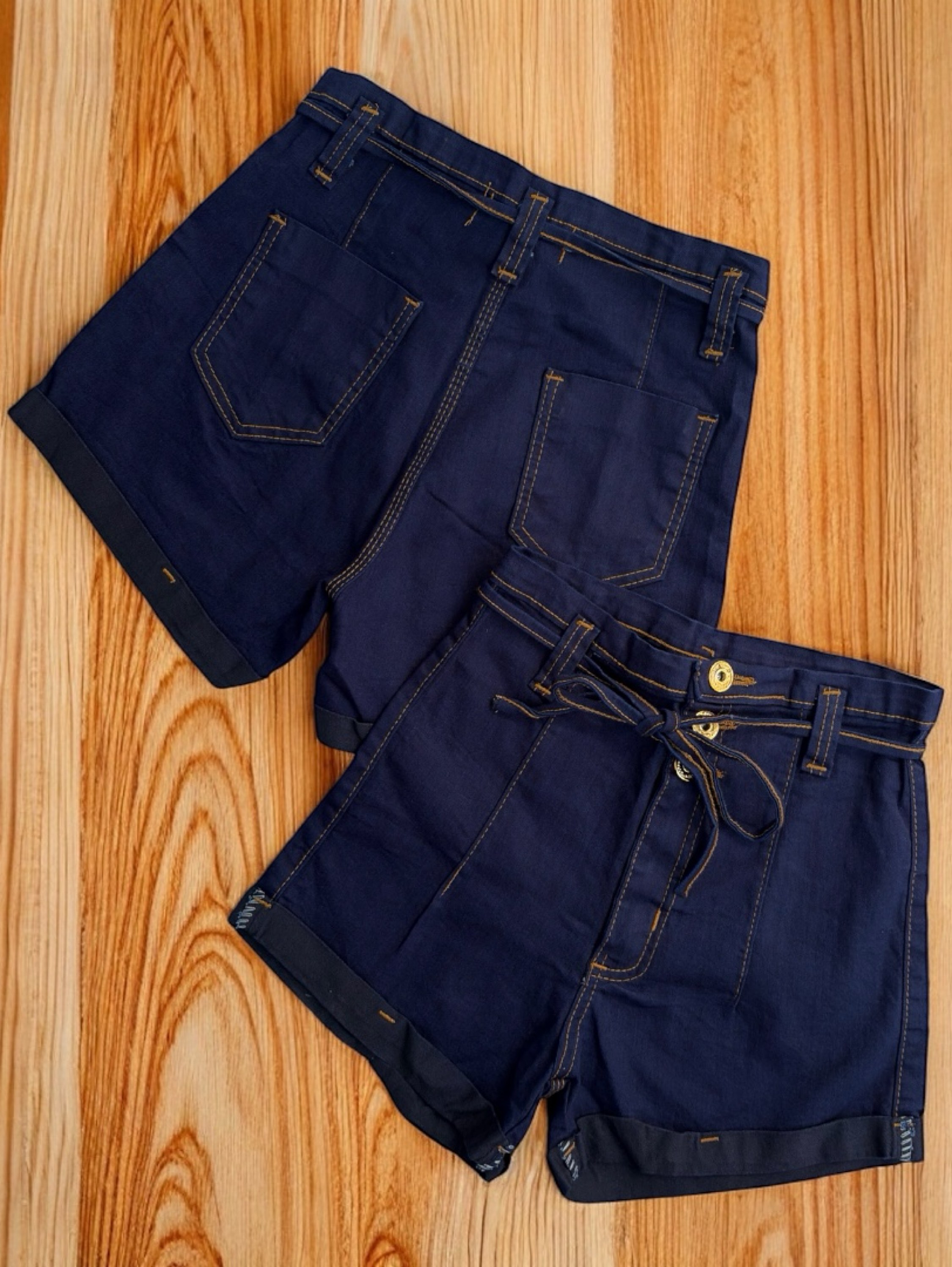 Short jeans feminino com lycra