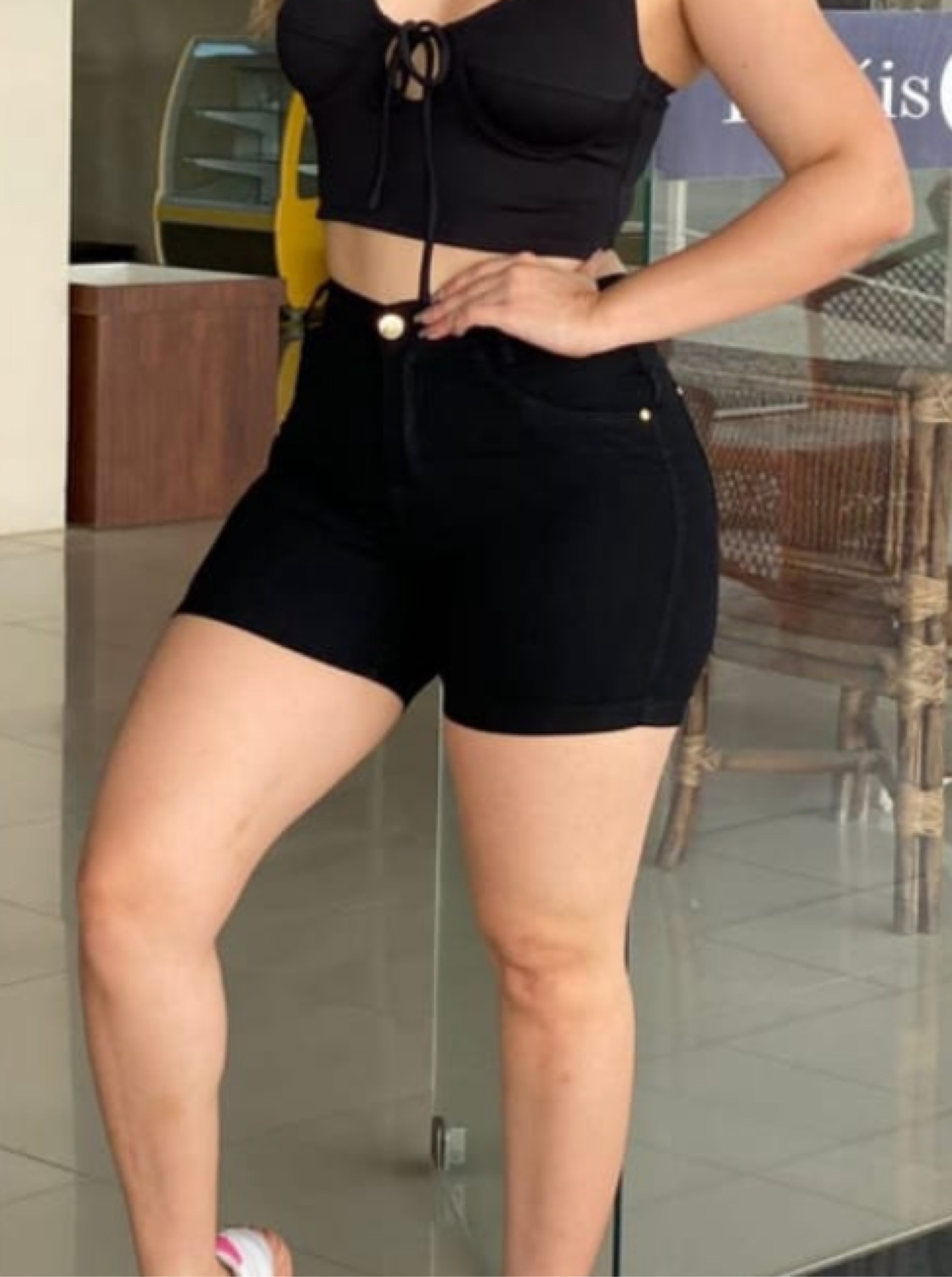 Shorts Meia Coxa