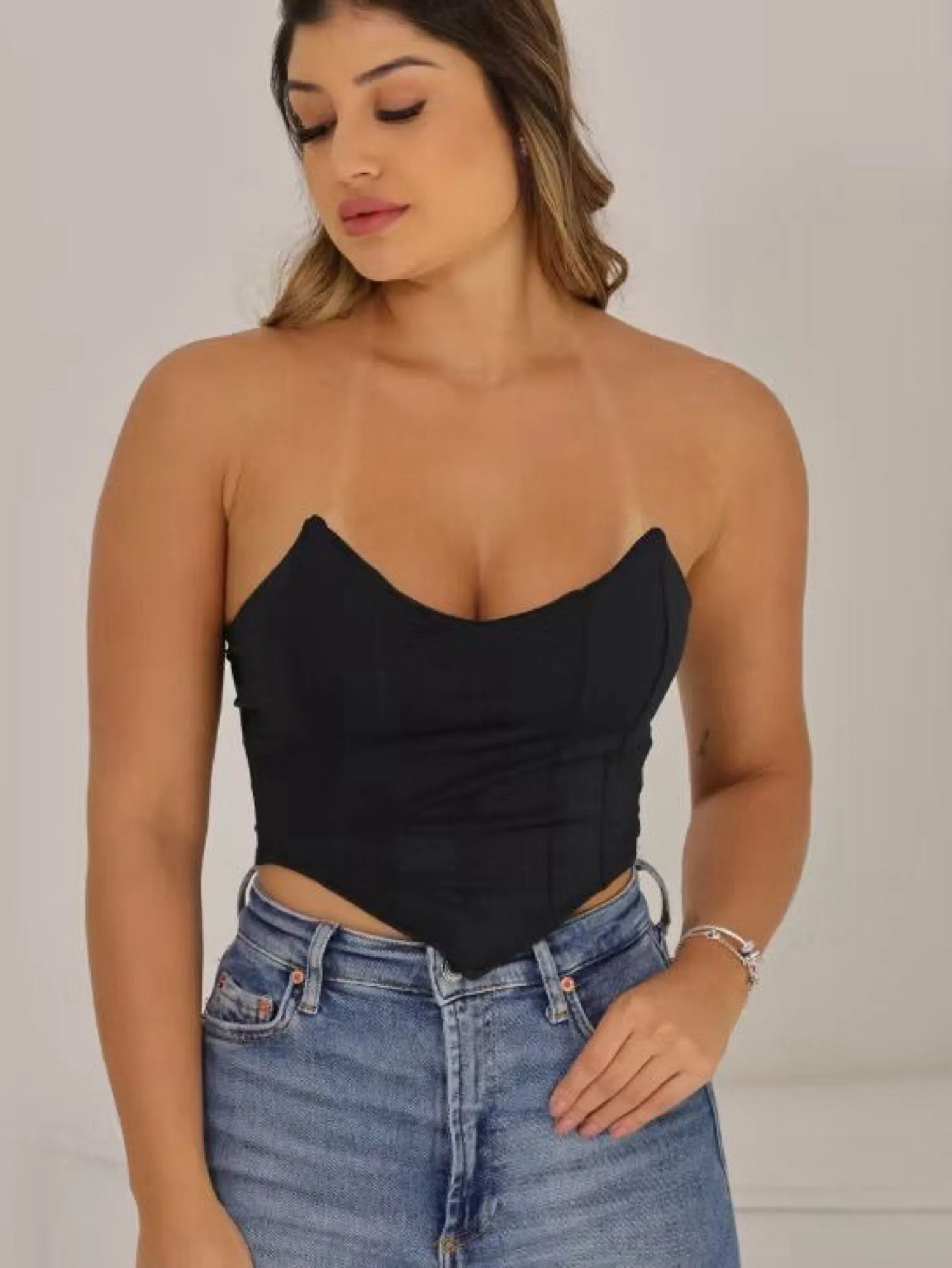 Top Cropped Corset com Bojo Bico Morcego