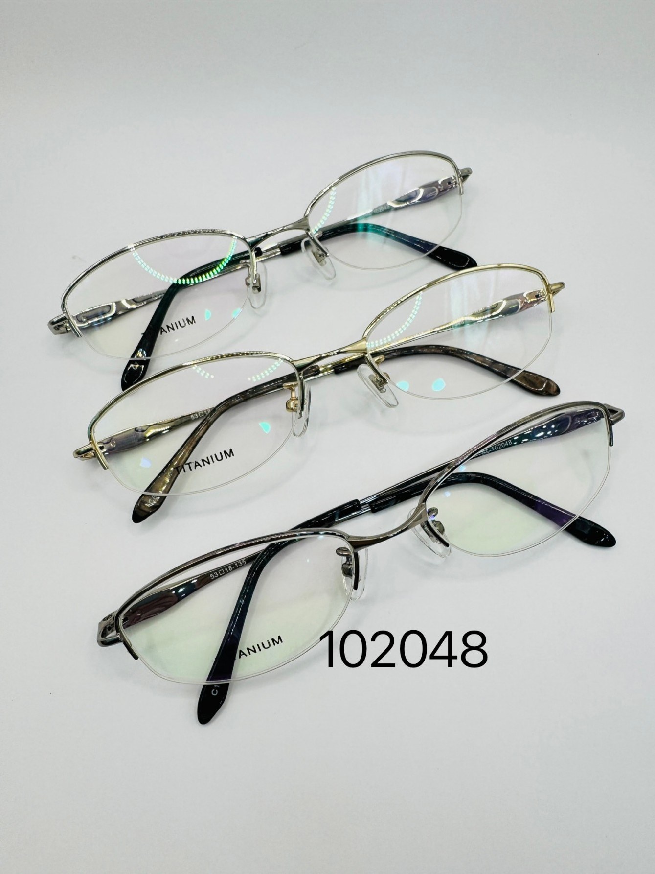 Armacao para oculos metalico ,modelo oval pequeno-102048