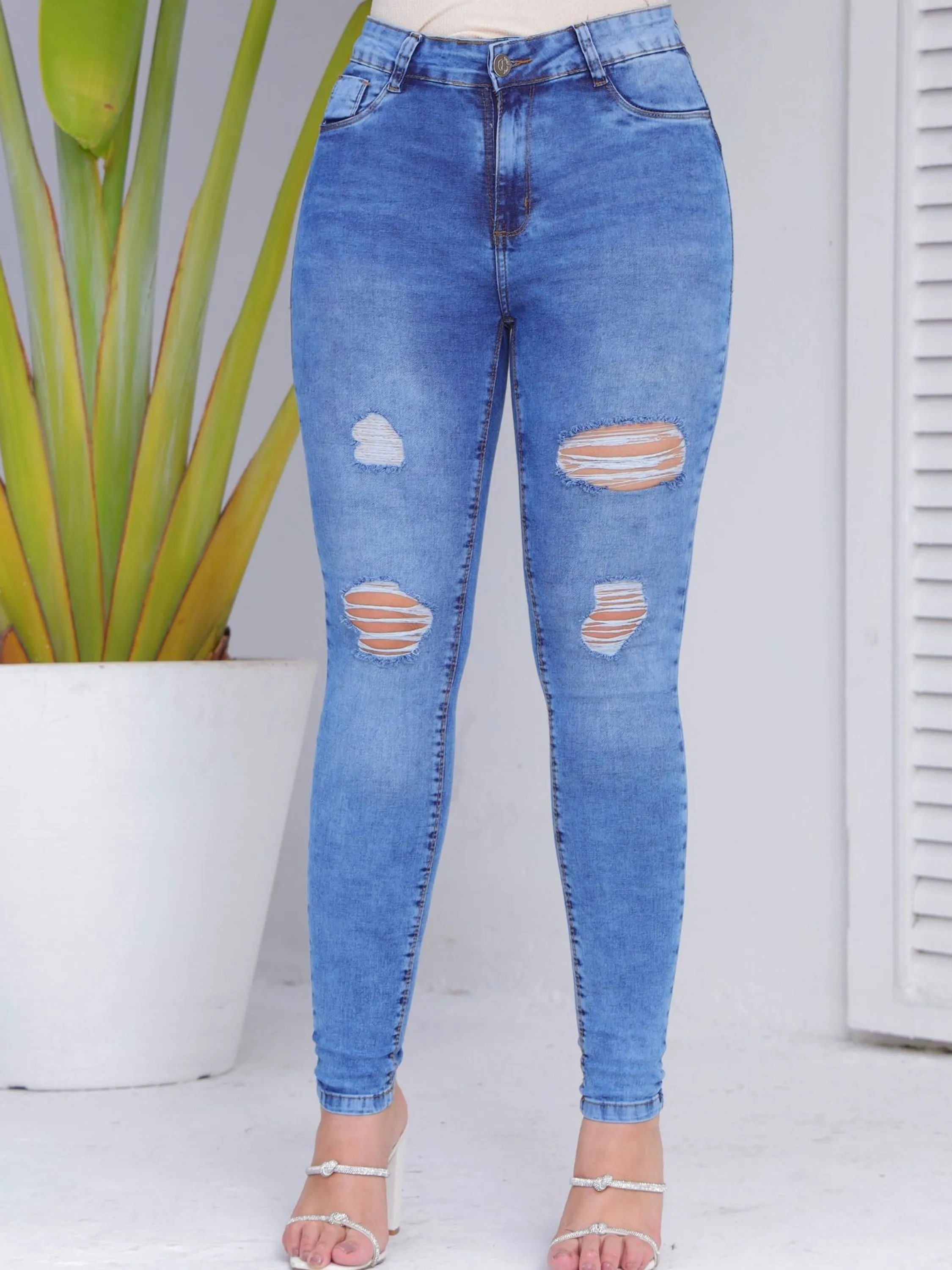 Calça Skinny Intemediaria Destroyd