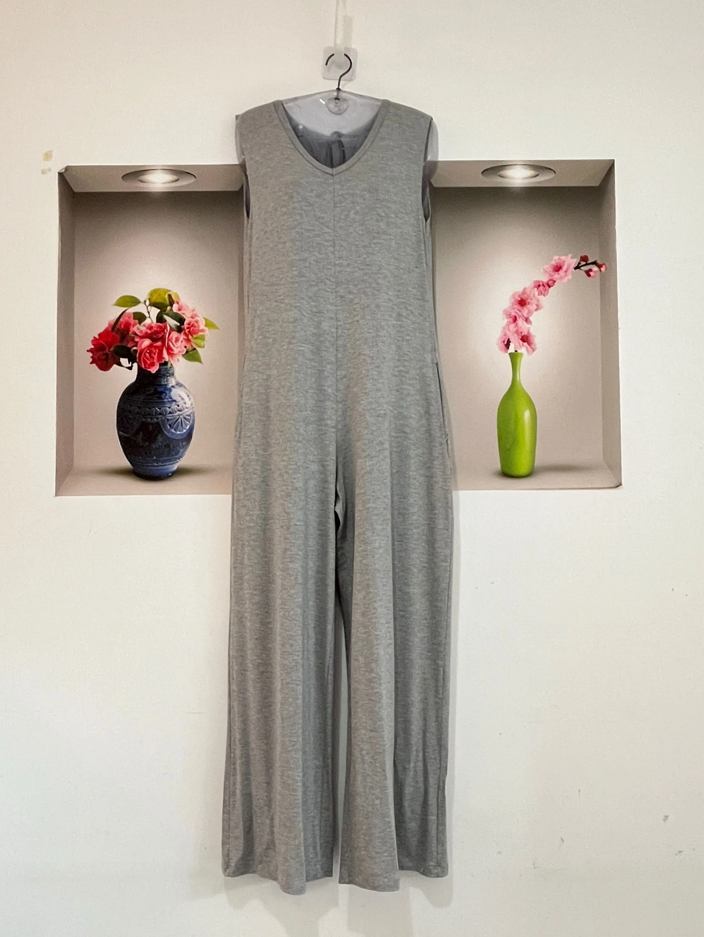 Macacão longo regada com bolsas