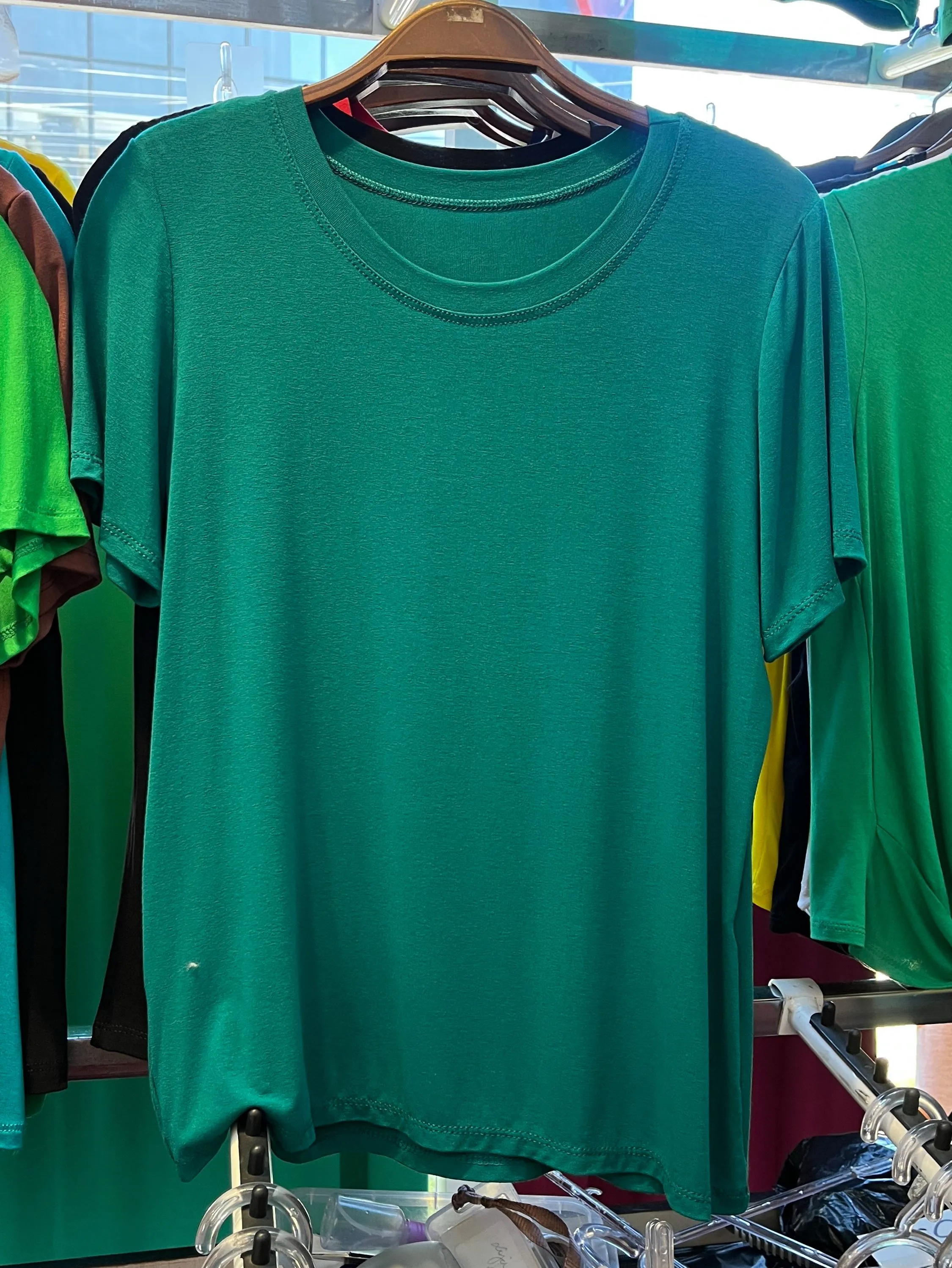 Blusa gola redonda manga curta liso